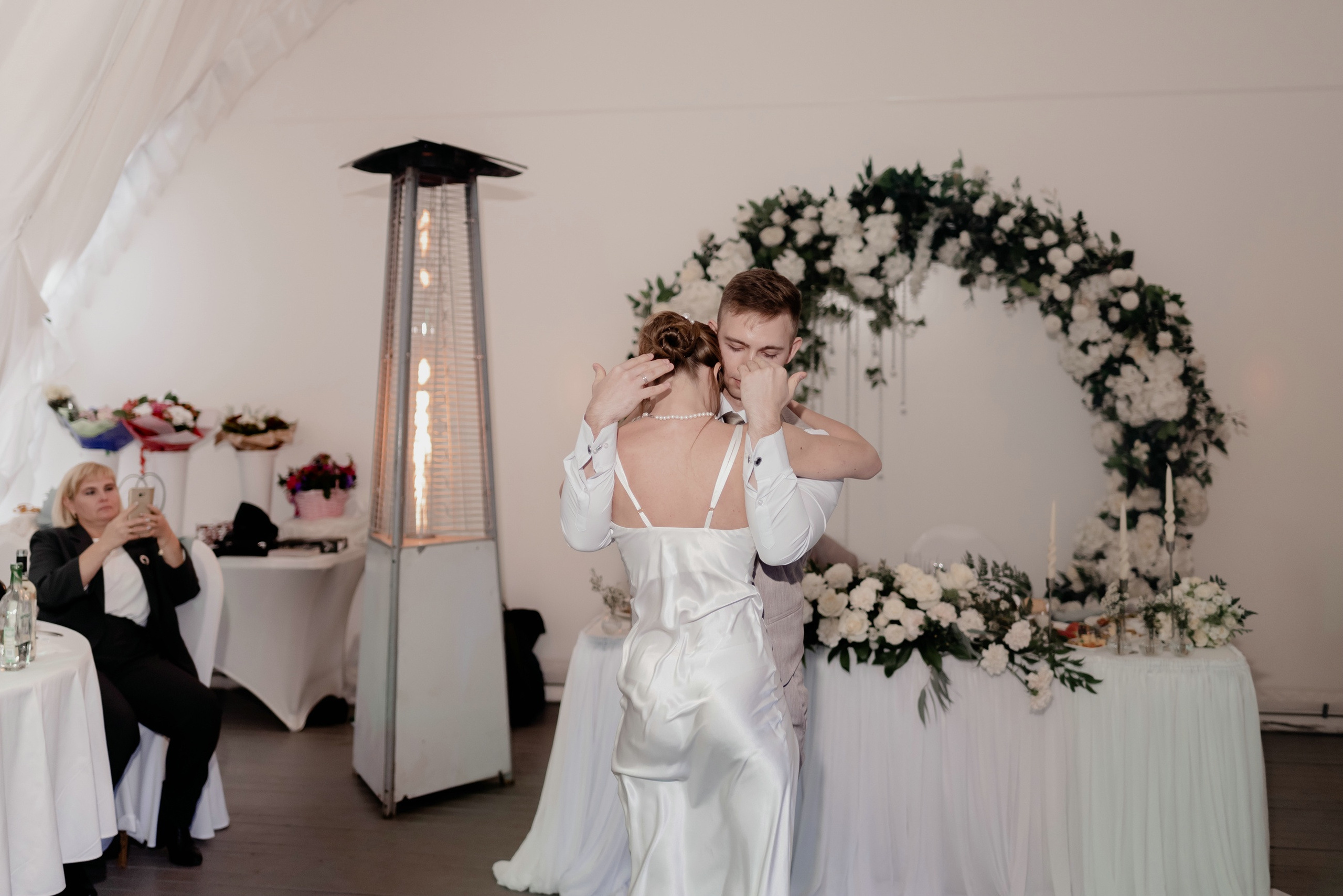 Выездная регистрация брака в парке Кусково. Свадебный и семейный фотограф в Москве Светлана Зоткина