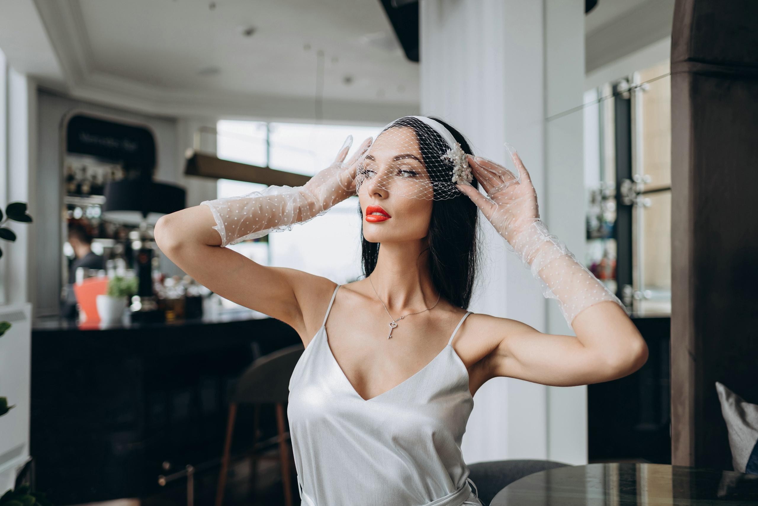 Сборы жениха и невесты в отеле Radisson Collection Hotel. Свадебный и семейный фотограф в Москве Светлана Зоткина