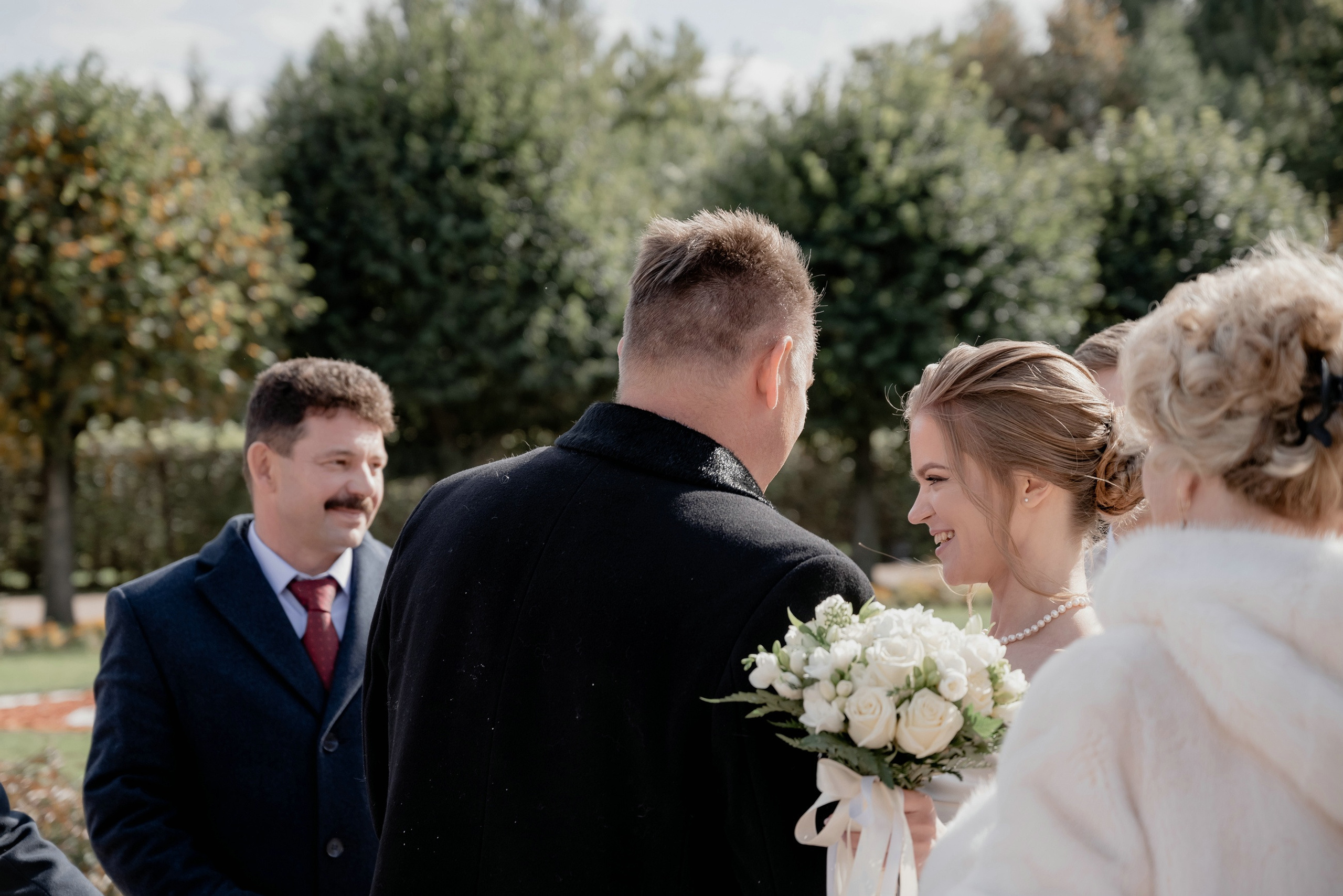 Выездная регистрация брака в парке Кусково. Свадебный и семейный фотограф в Москве Светлана Зоткина