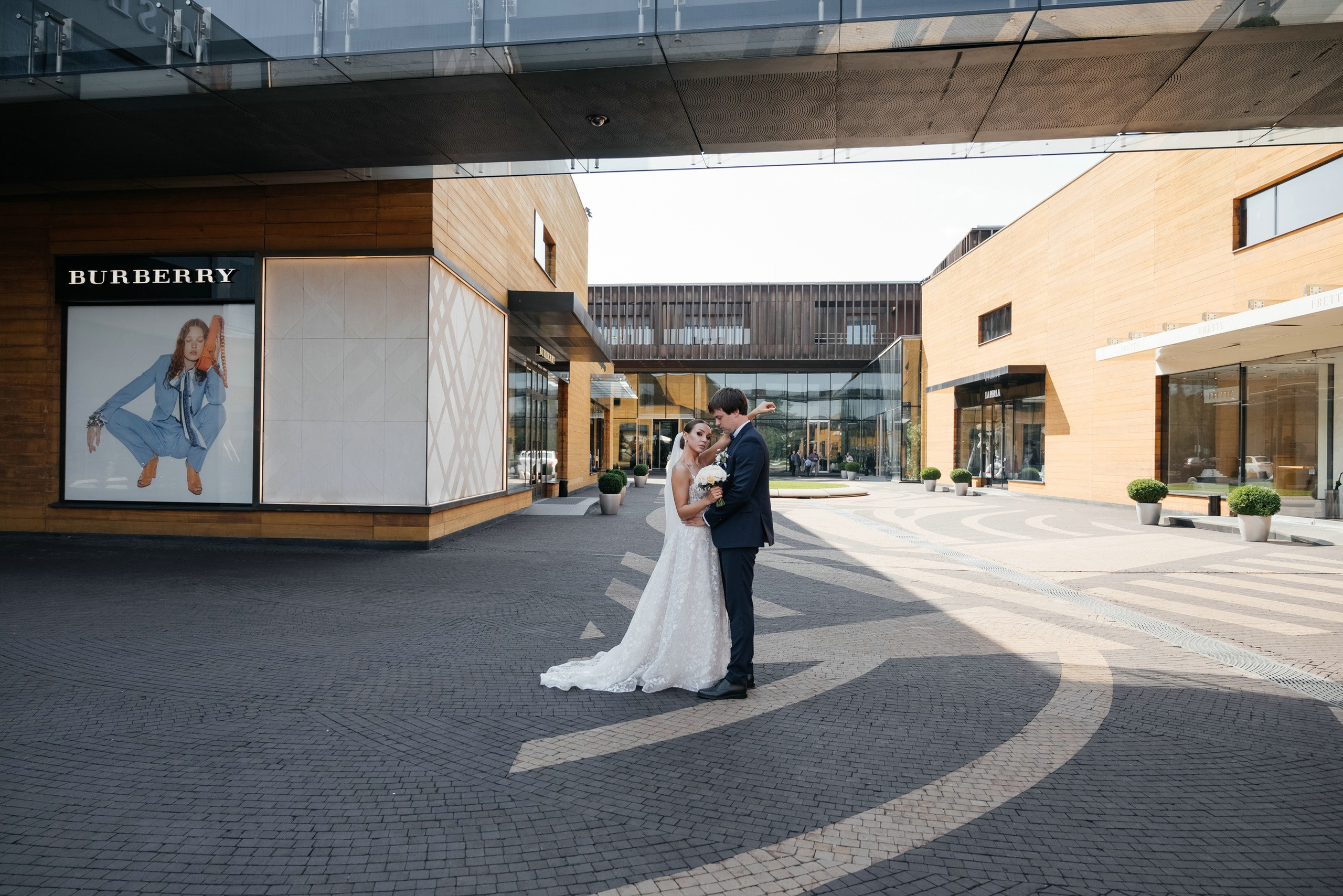 Свадебная фотосессия утра невесты в апартаментах Москва-Сити. Свадебный и семейный фотограф в Москве Светлана Зоткина