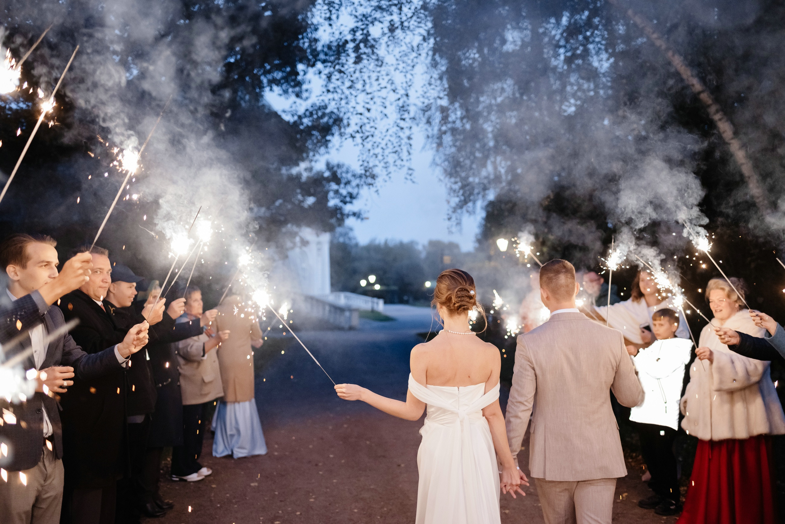 Выездная регистрация брака в парке Кусково. Свадебный и семейный фотограф в Москве Светлана Зоткина