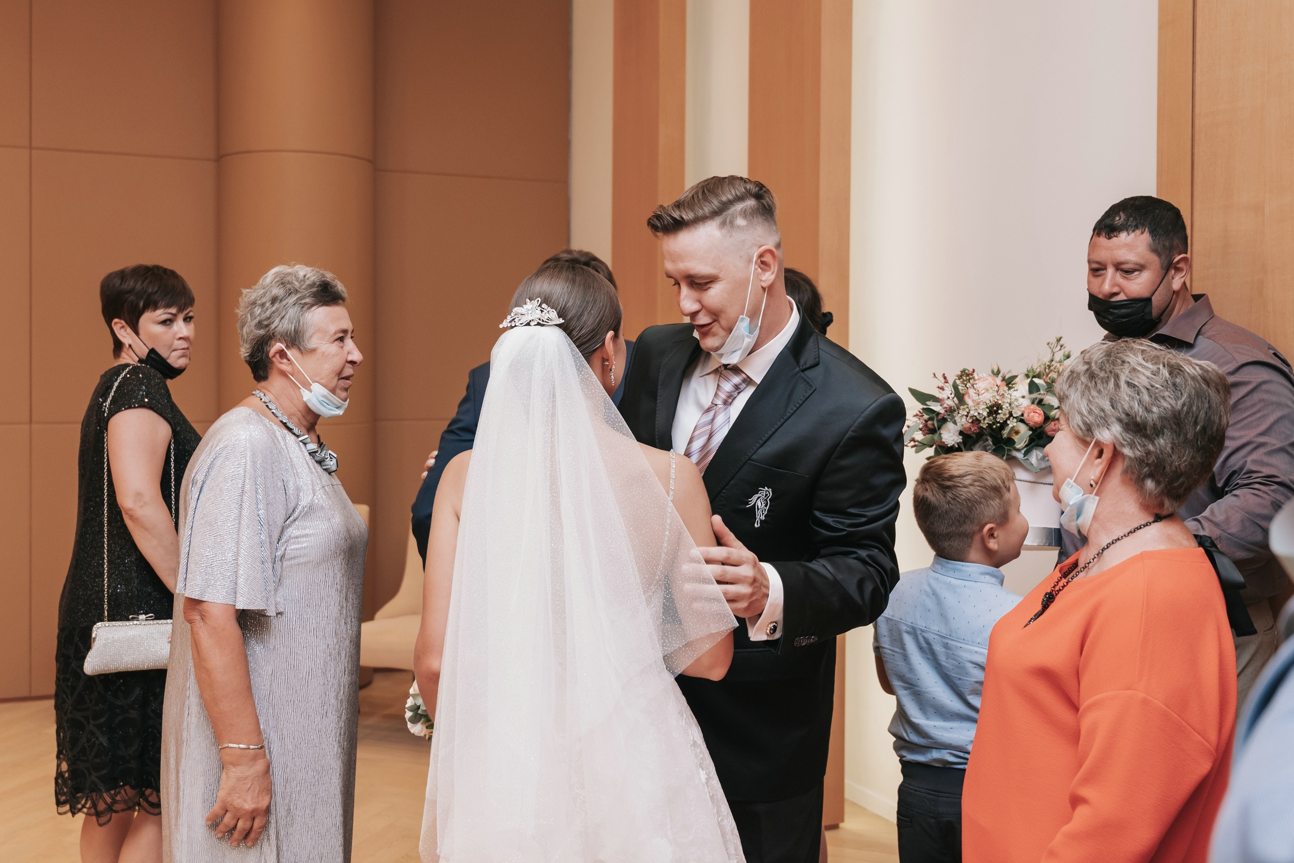 Свадебная фотосессия утра невесты в апартаментах Москва-Сити. Свадебный и семейный фотограф в Москве Светлана Зоткина