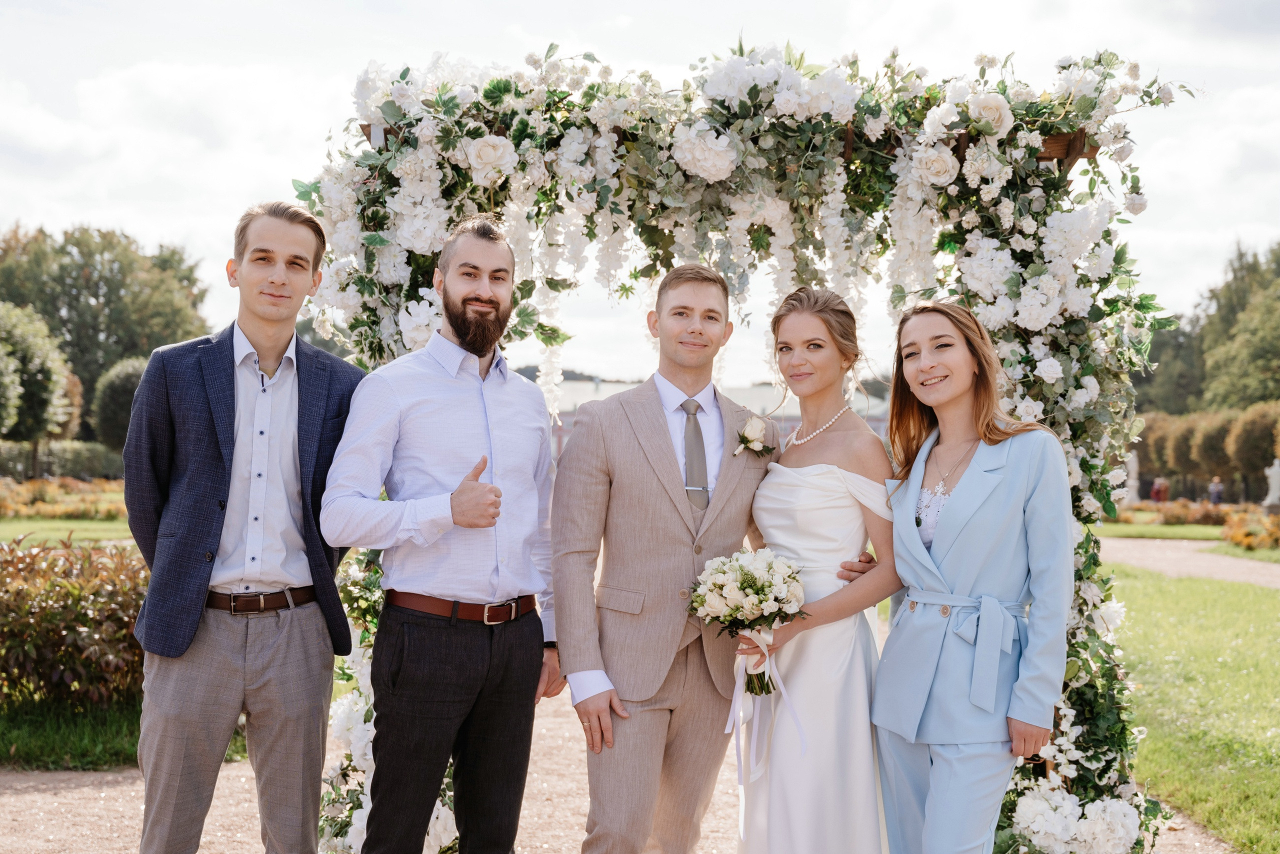Выездная регистрация брака в парке Кусково. Свадебный и семейный фотограф в Москве Светлана Зоткина