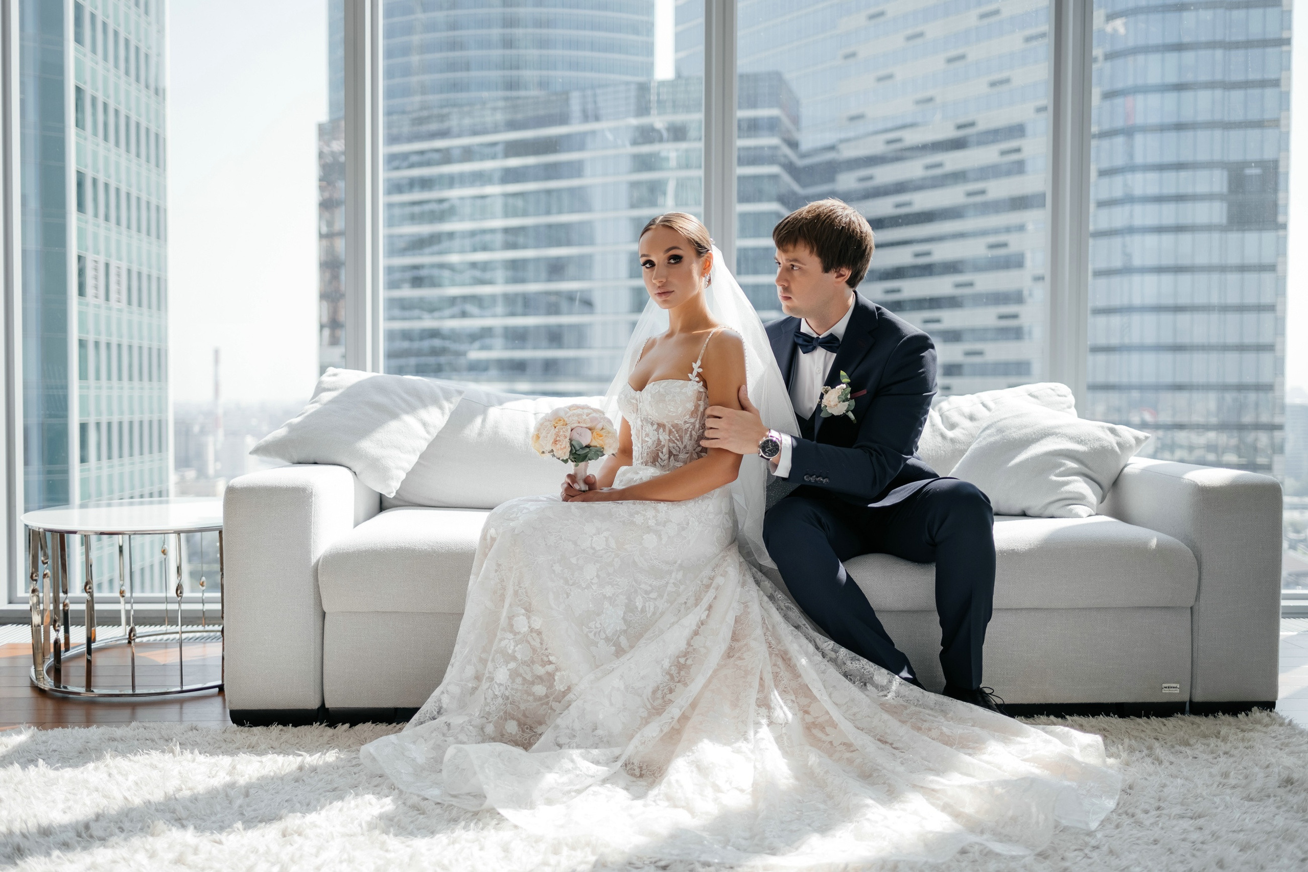 Свадебная фотосессия утра невесты в апартаментах Москва-Сити. Свадебный и семейный фотограф в Москве Светлана Зоткина