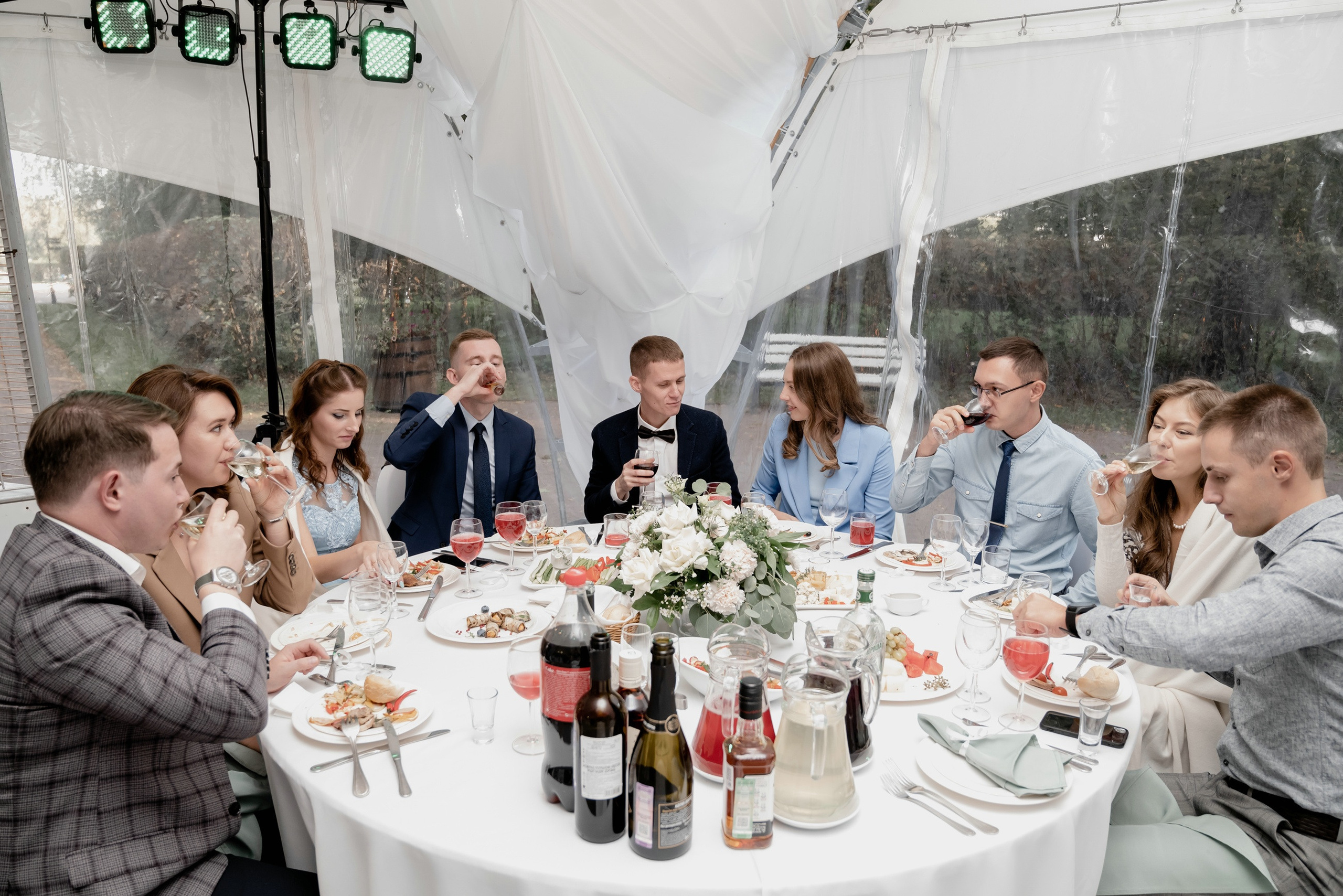 Выездная регистрация брака в парке Кусково. Свадебный и семейный фотограф в Москве Светлана Зоткина