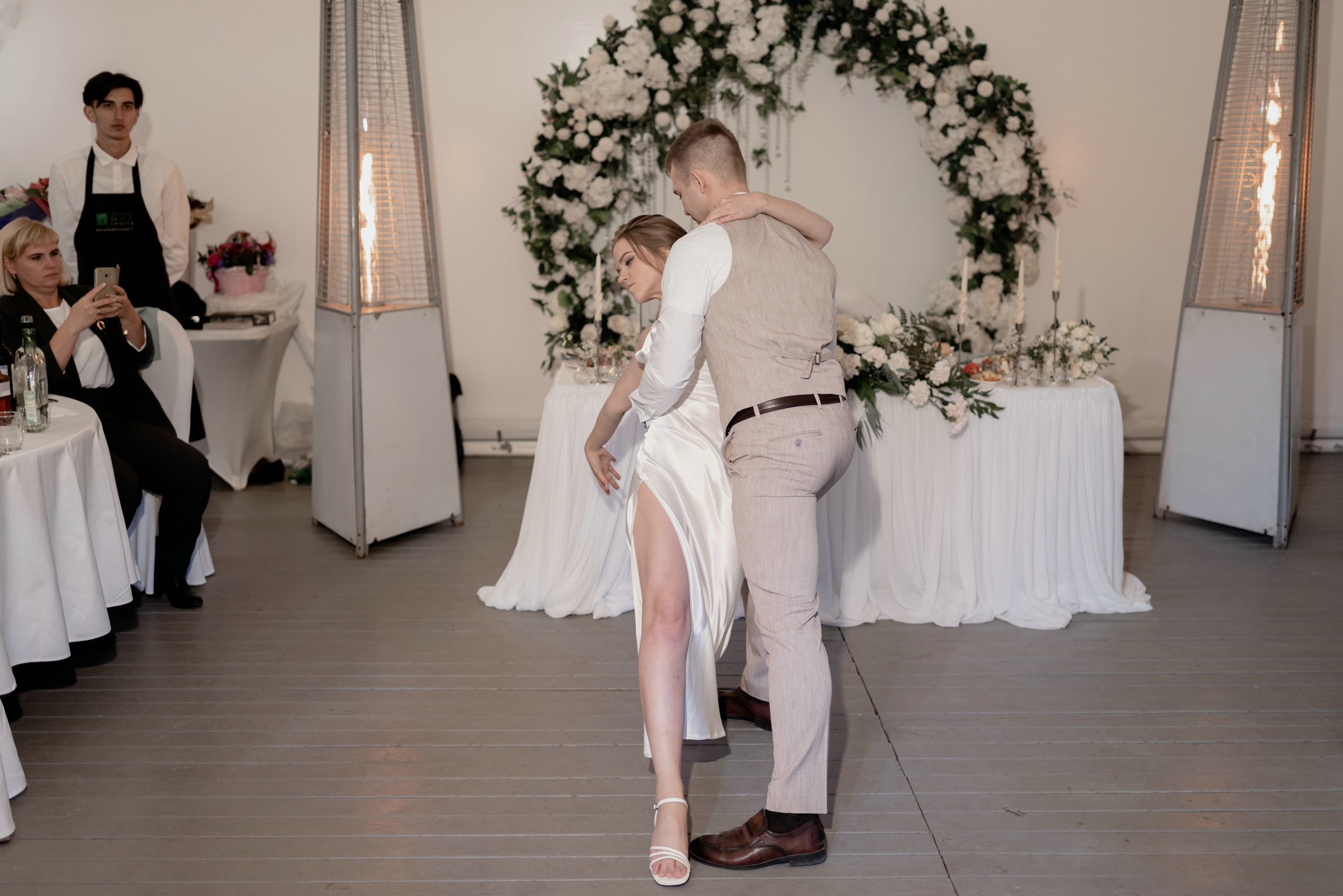 Выездная регистрация брака в парке Кусково. Свадебный и семейный фотограф в Москве Светлана Зоткина