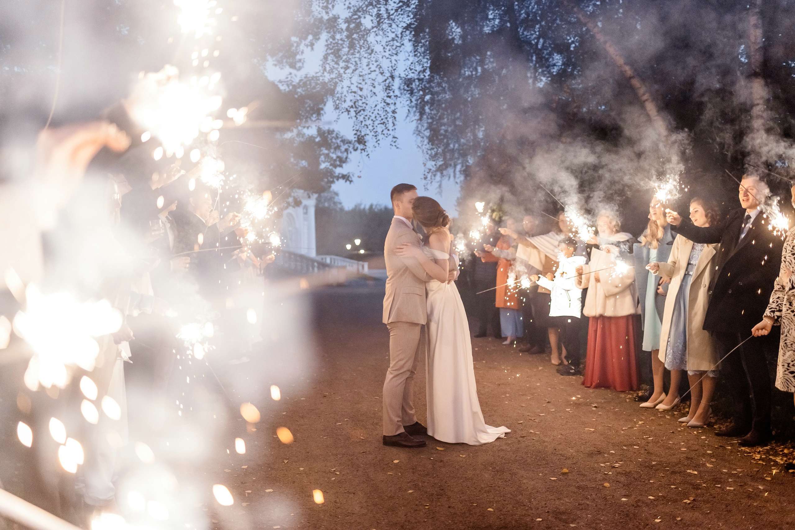 Выездная регистрация брака в парке Кусково. Свадебный и семейный фотограф в Москве Светлана Зоткина