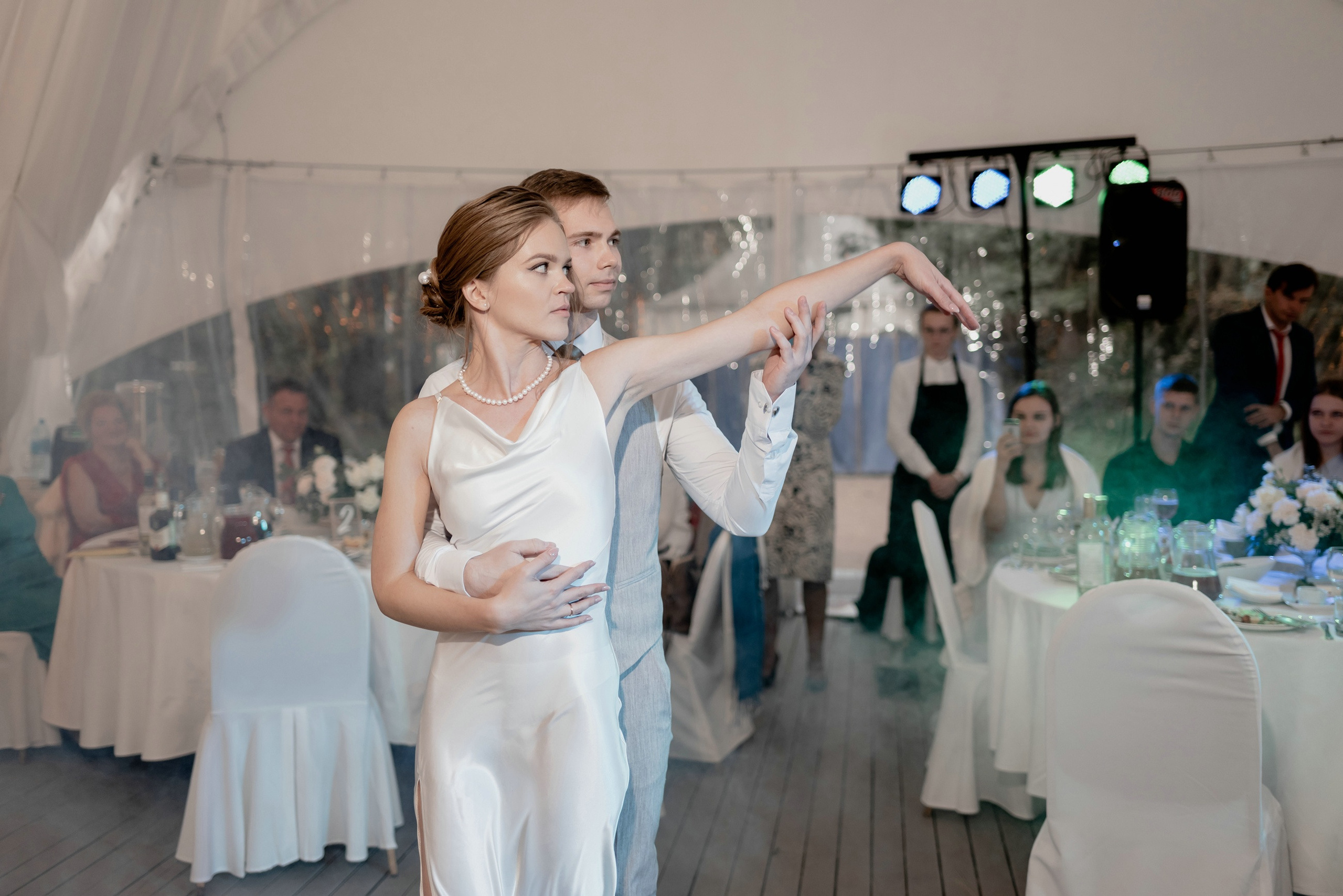 Выездная регистрация брака в парке Кусково. Свадебный и семейный фотограф в Москве Светлана Зоткина