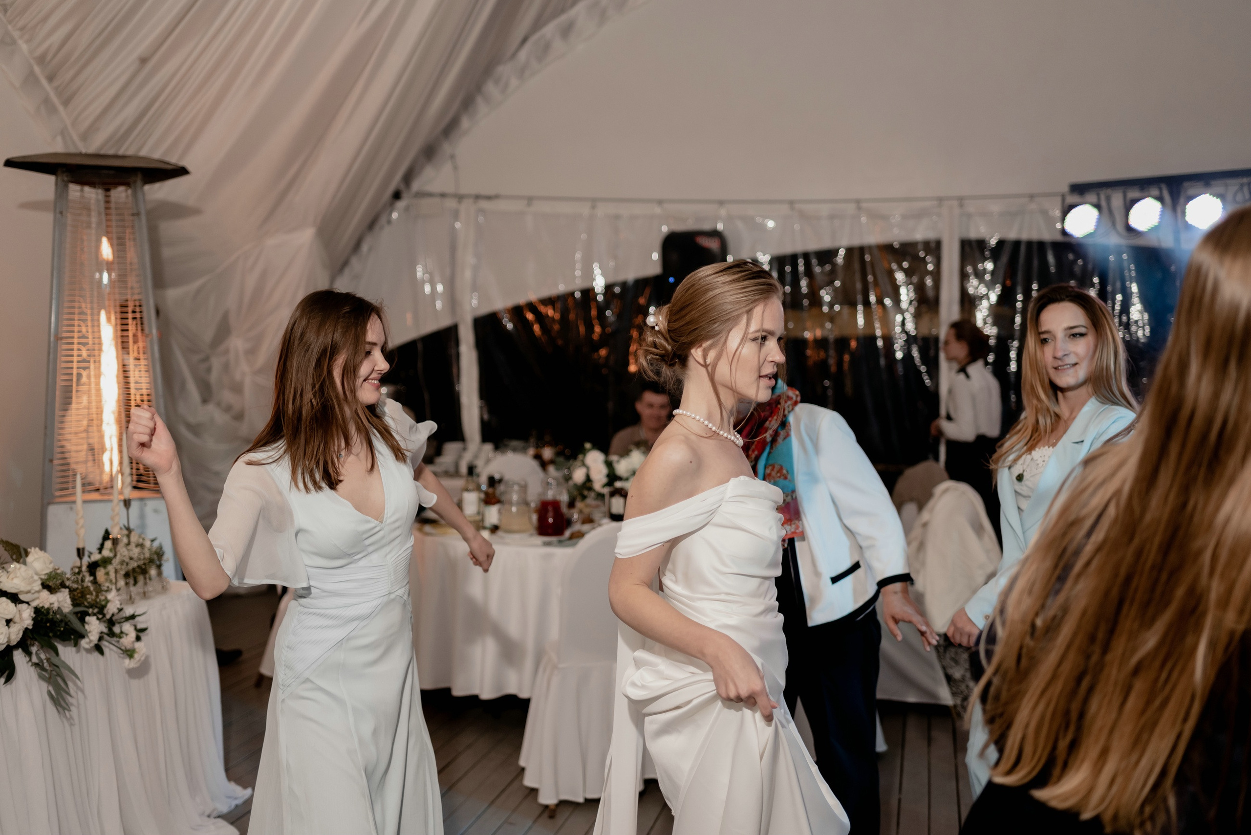 Выездная регистрация брака в парке Кусково. Свадебный и семейный фотограф в Москве Светлана Зоткина