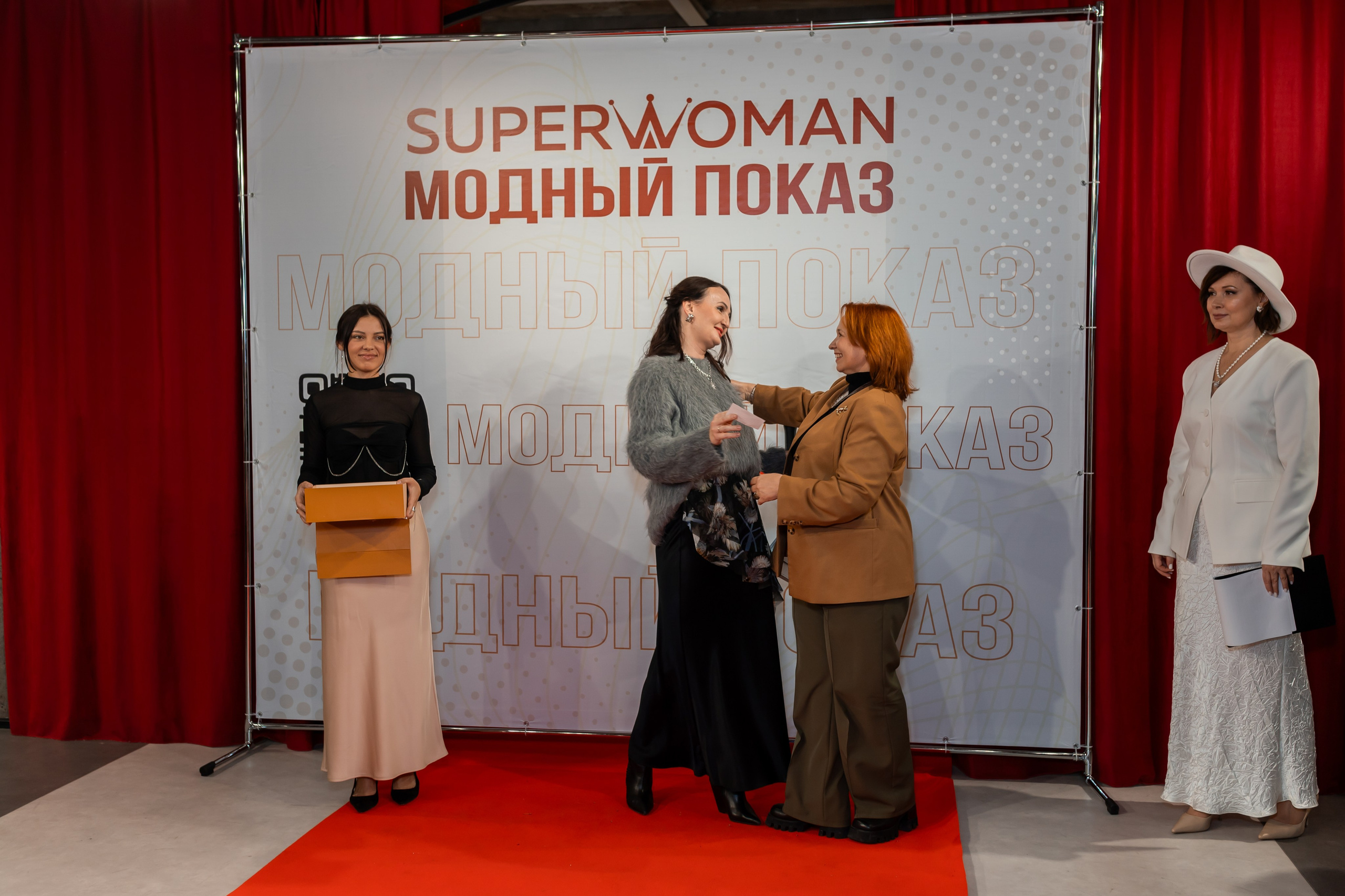 Показ проекта Super woman. Марина Шаймухаметова. Фотограф в Уфе