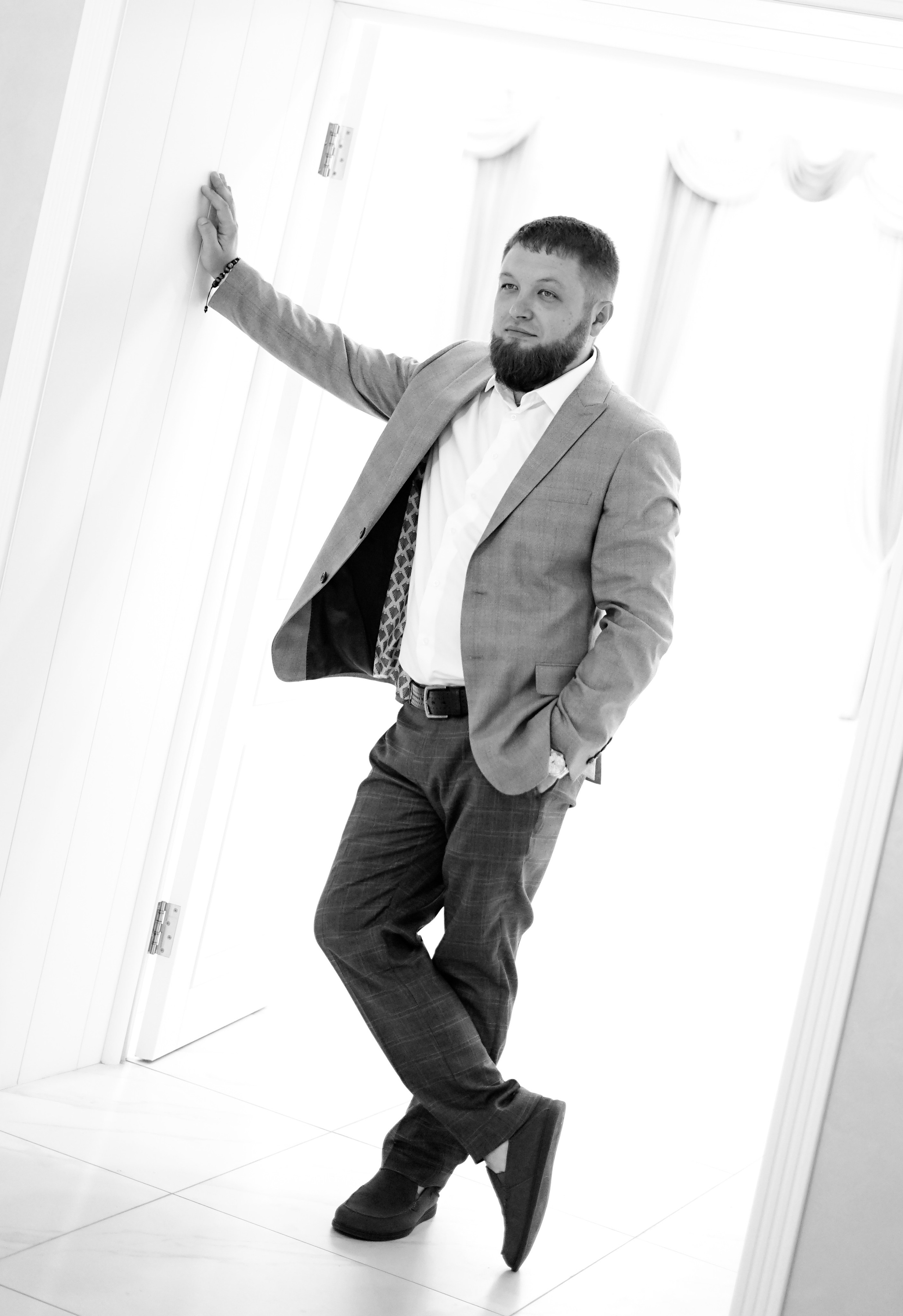 Свадебный летний день. Портретный и семейный фотограф в Мариуполе, РФ. Даша Жогло