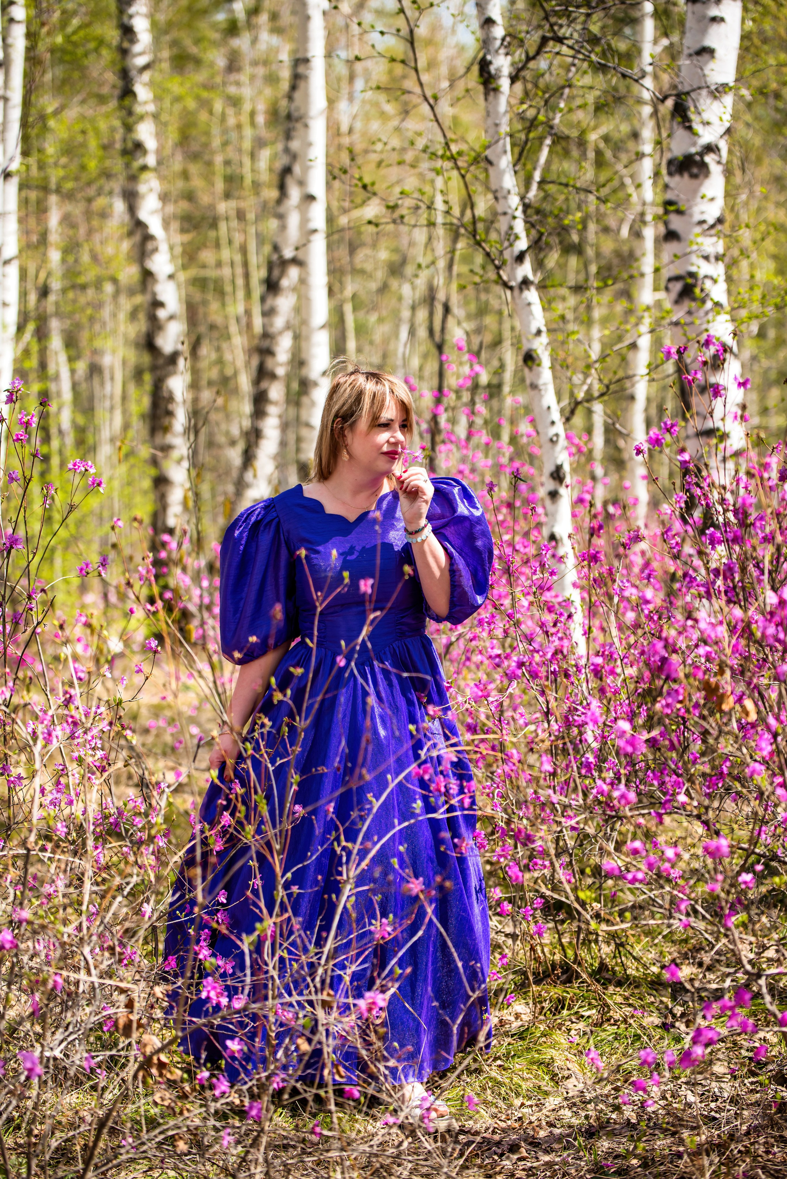 Фиолетовое парчовое платье принцессы. Ольга Ли свадебный семейный фотограф Иркутск