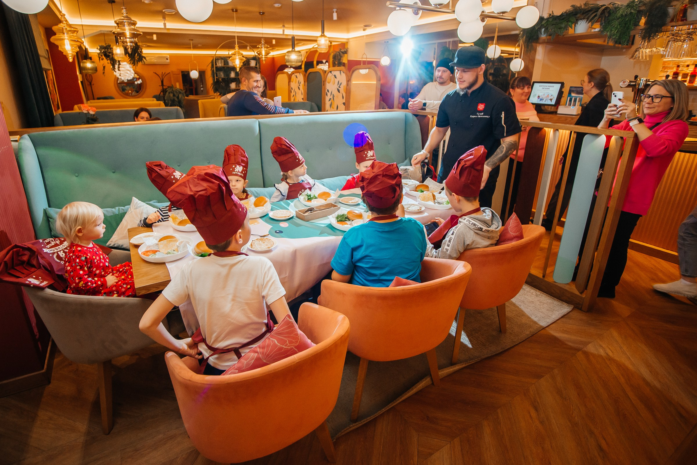 Детский фотограф на праздник в Екатеринбурге Ирина Смирнова. Профессиональный фотограф в Екатеринбурге Ирина Смирнова