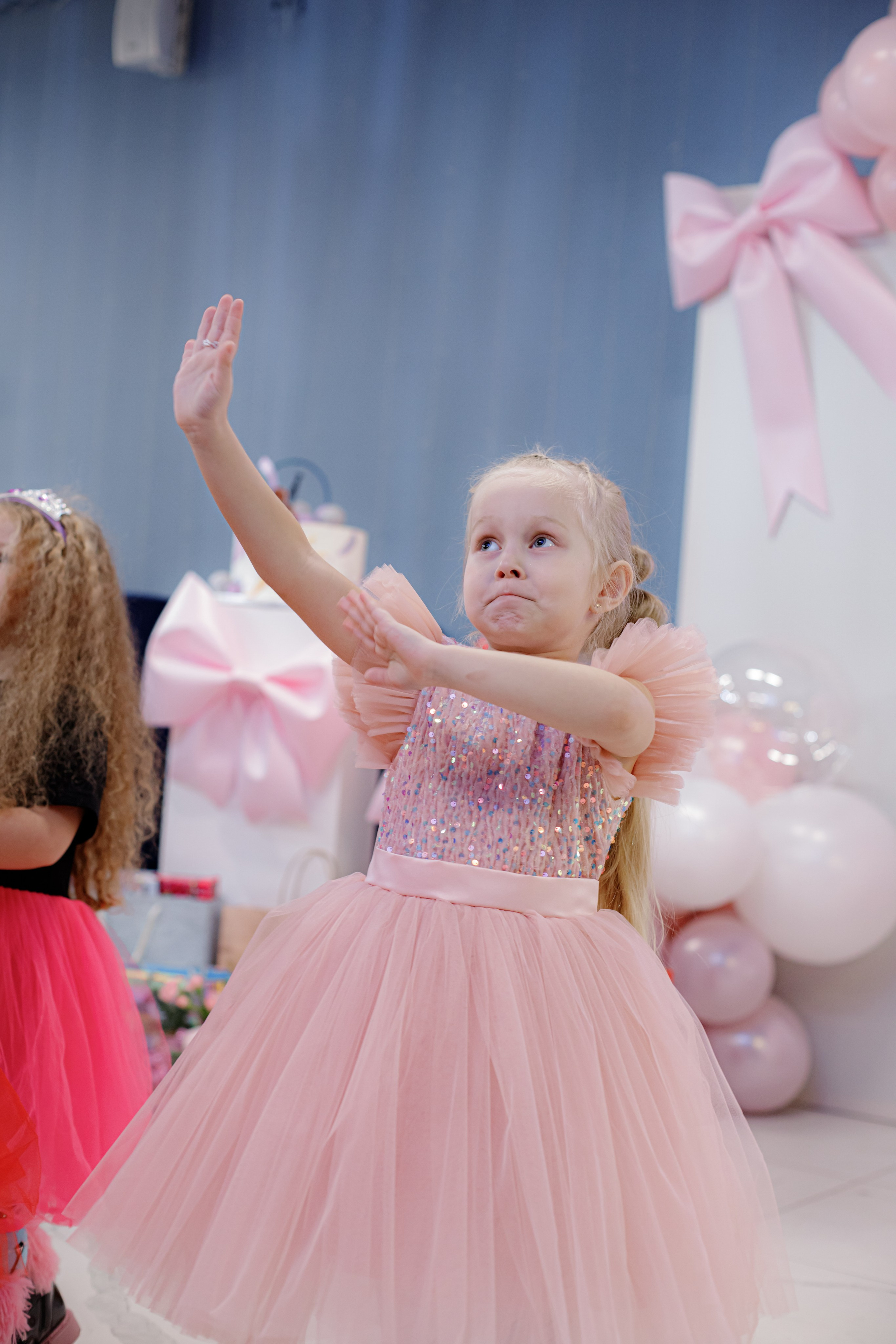 ASIA'S BIRTHDAY PARTY. Photokarish