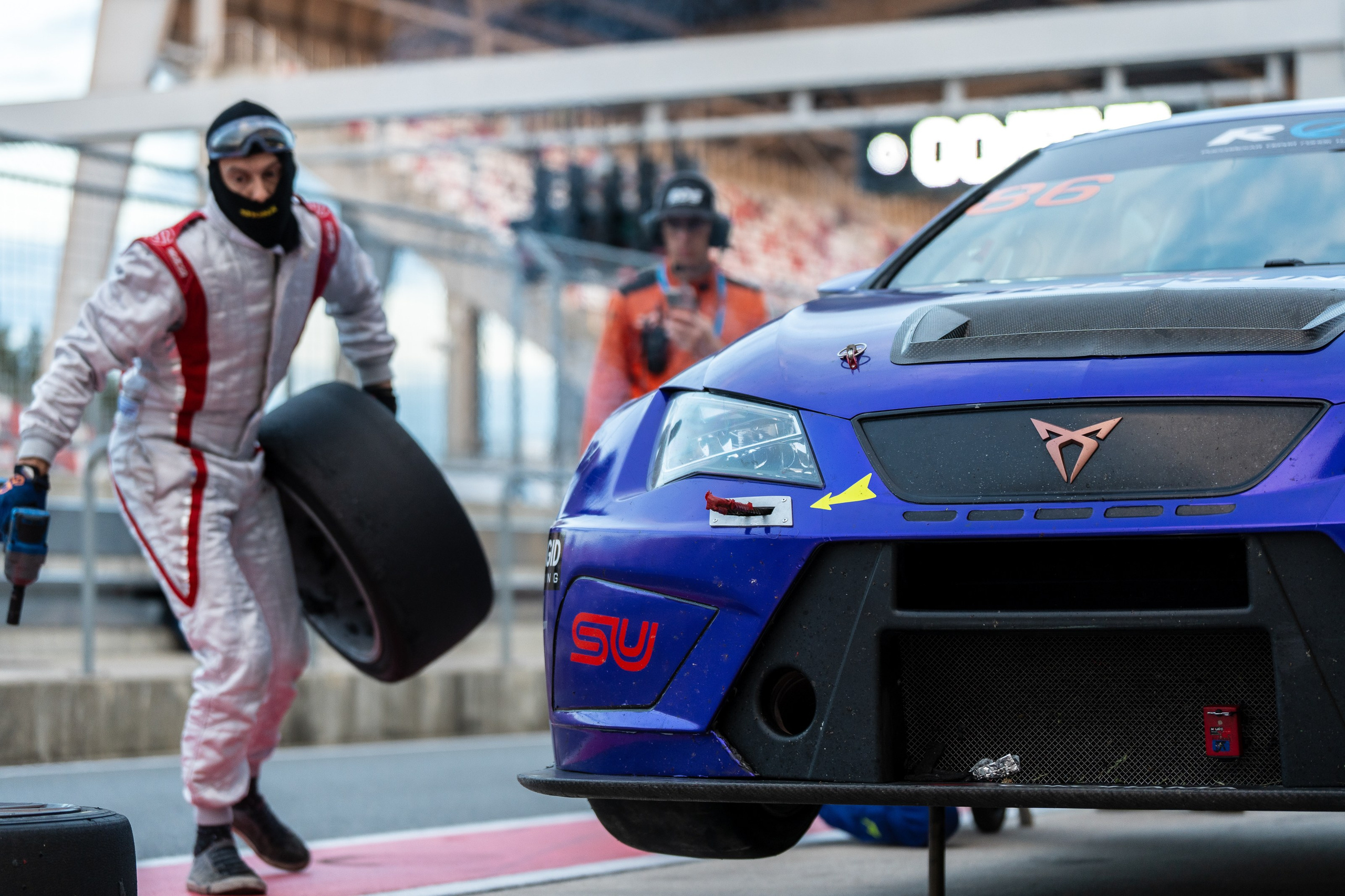 Фото четвертого этапа Российской серии гонок на выносливость. Фотограф Николай Прокофьев модельные тесты в Москве