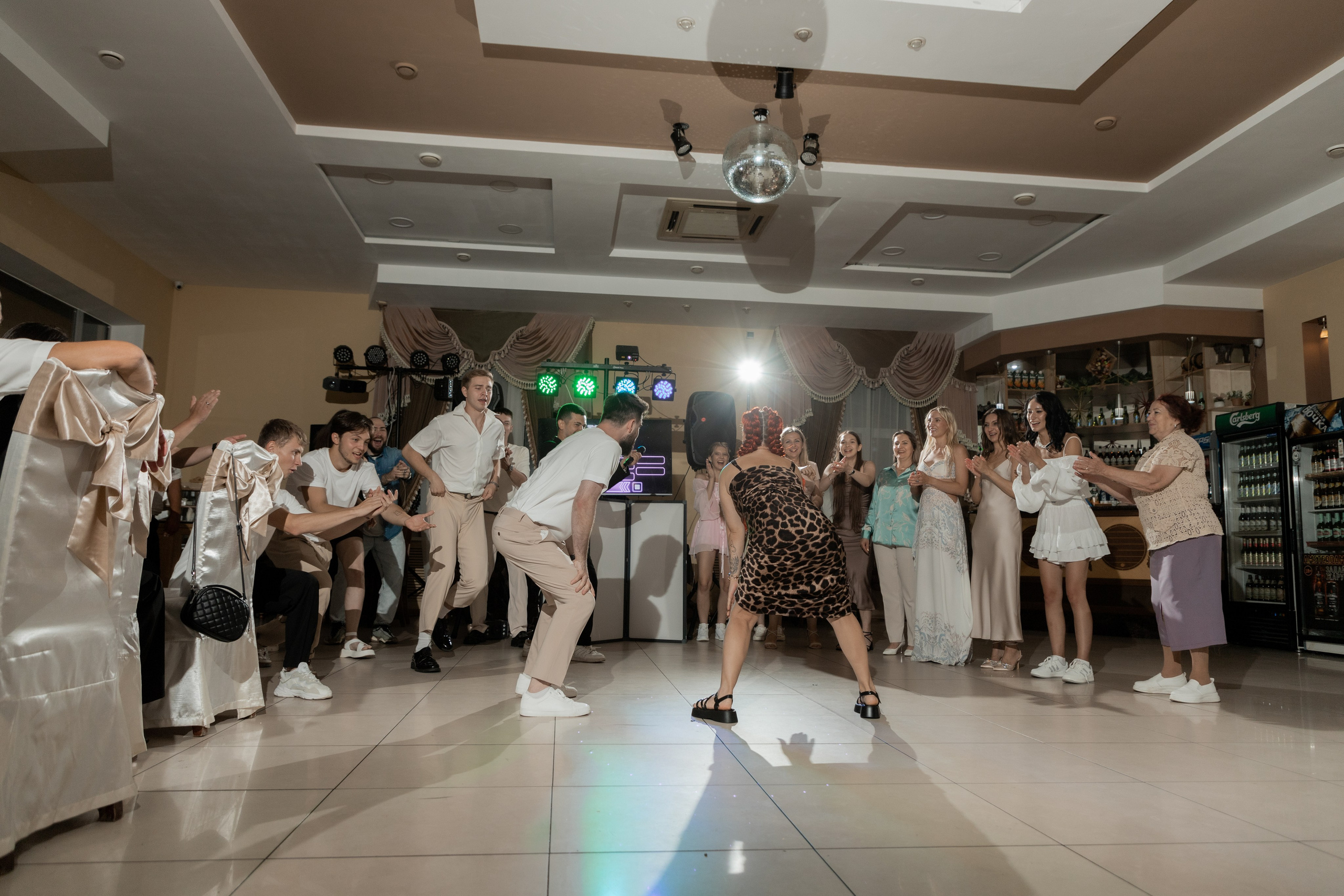 Роман и Александра (банкет). Свадебный фотограф Ангелина Сунгатулина | Саратов | Балаково | Вольск