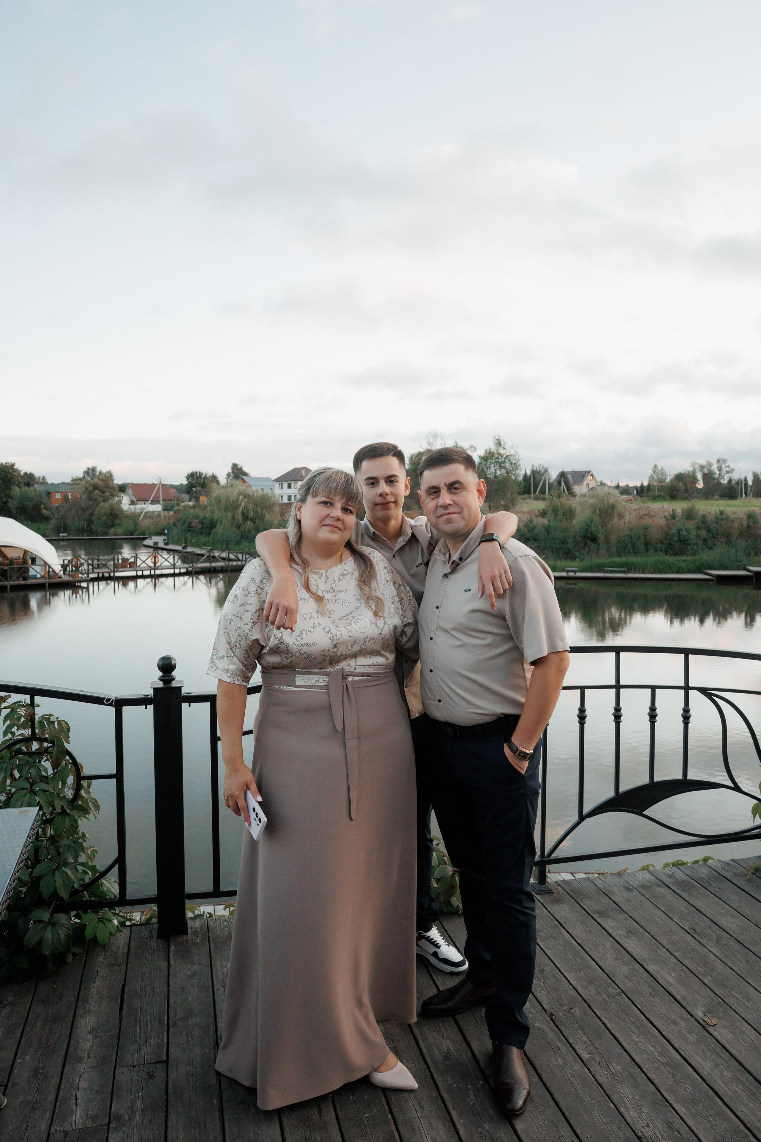 Регистрация в отеле Fish Point, ЗАГС Бутово, прогулка в Остафьево. Свадебный и репортажный фотограф (Москва, Королев и другие)