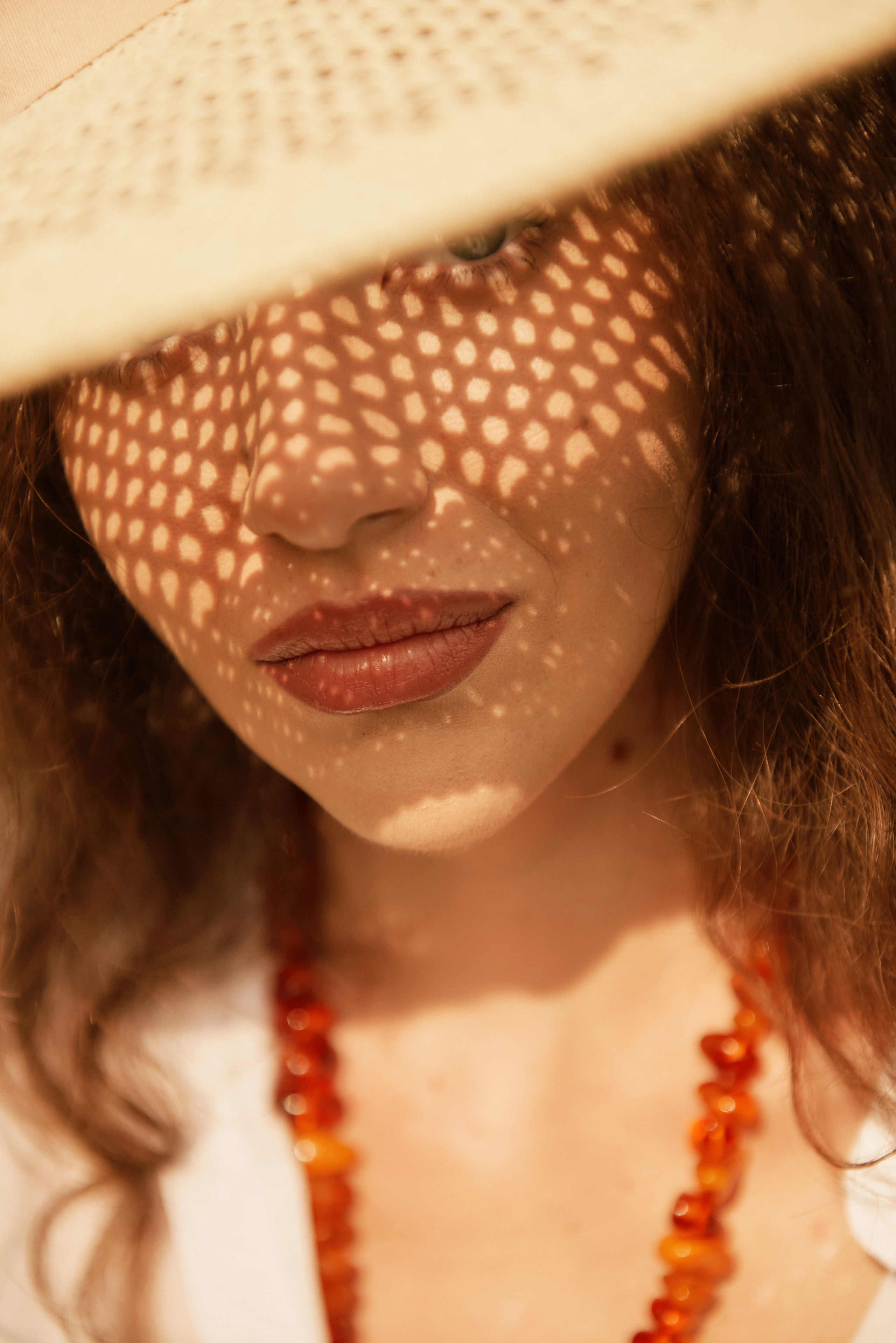 Юлия. Z H U R A V L E V