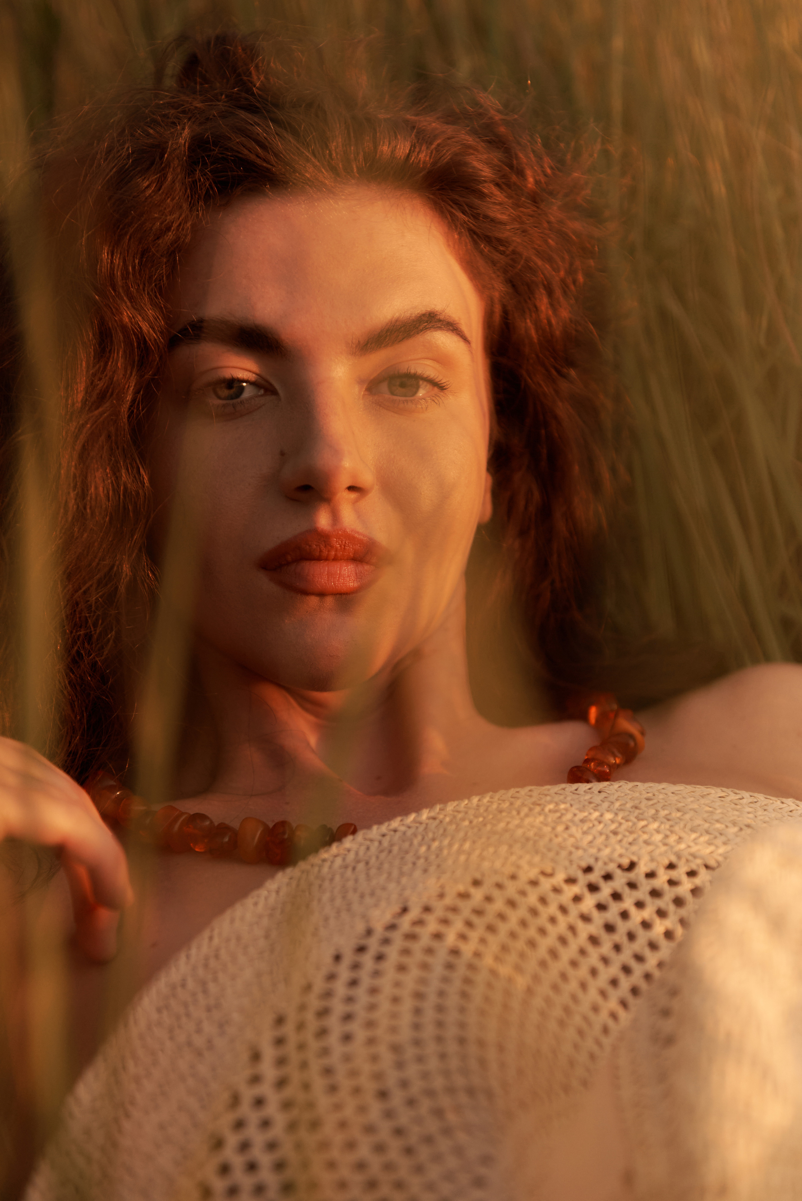 Юлия. Z H U R A V L E V