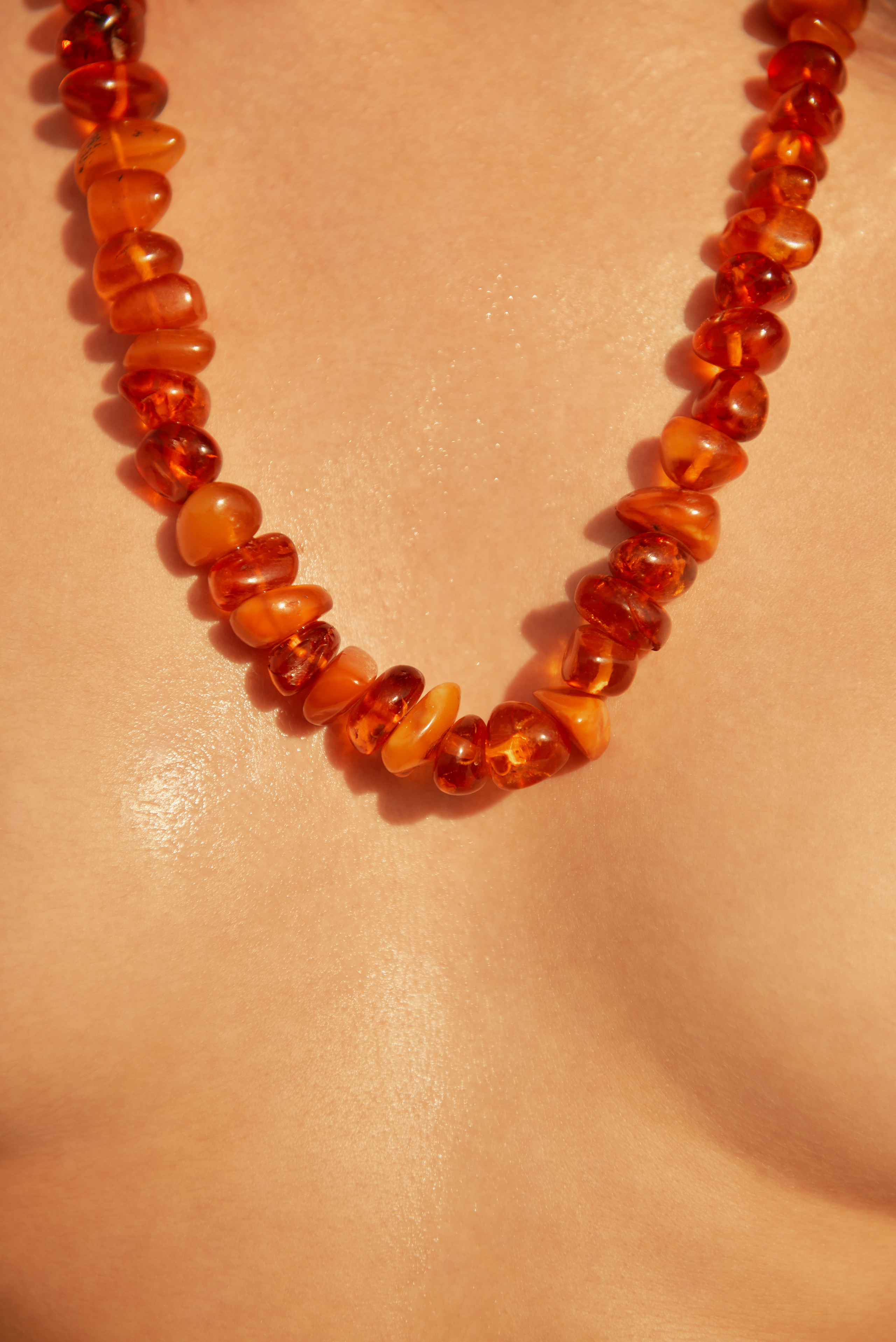 Юлия. Z H U R A V L E V