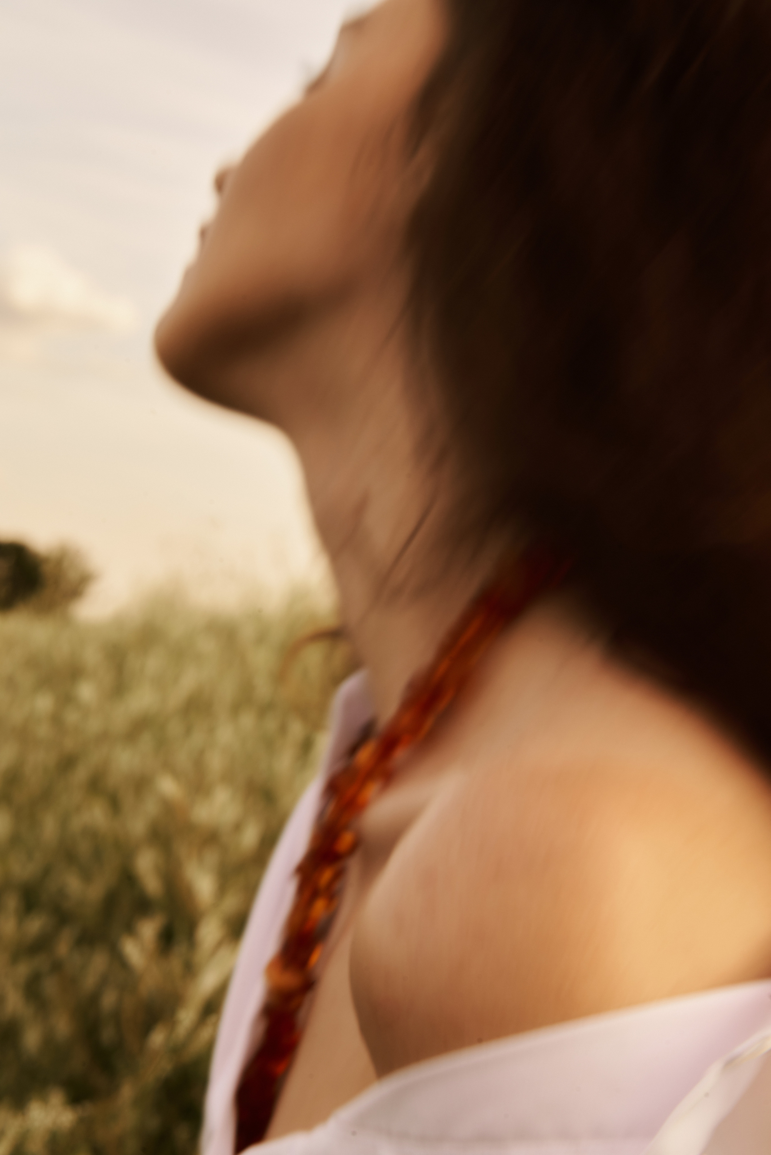 Юлия. Z H U R A V L E V