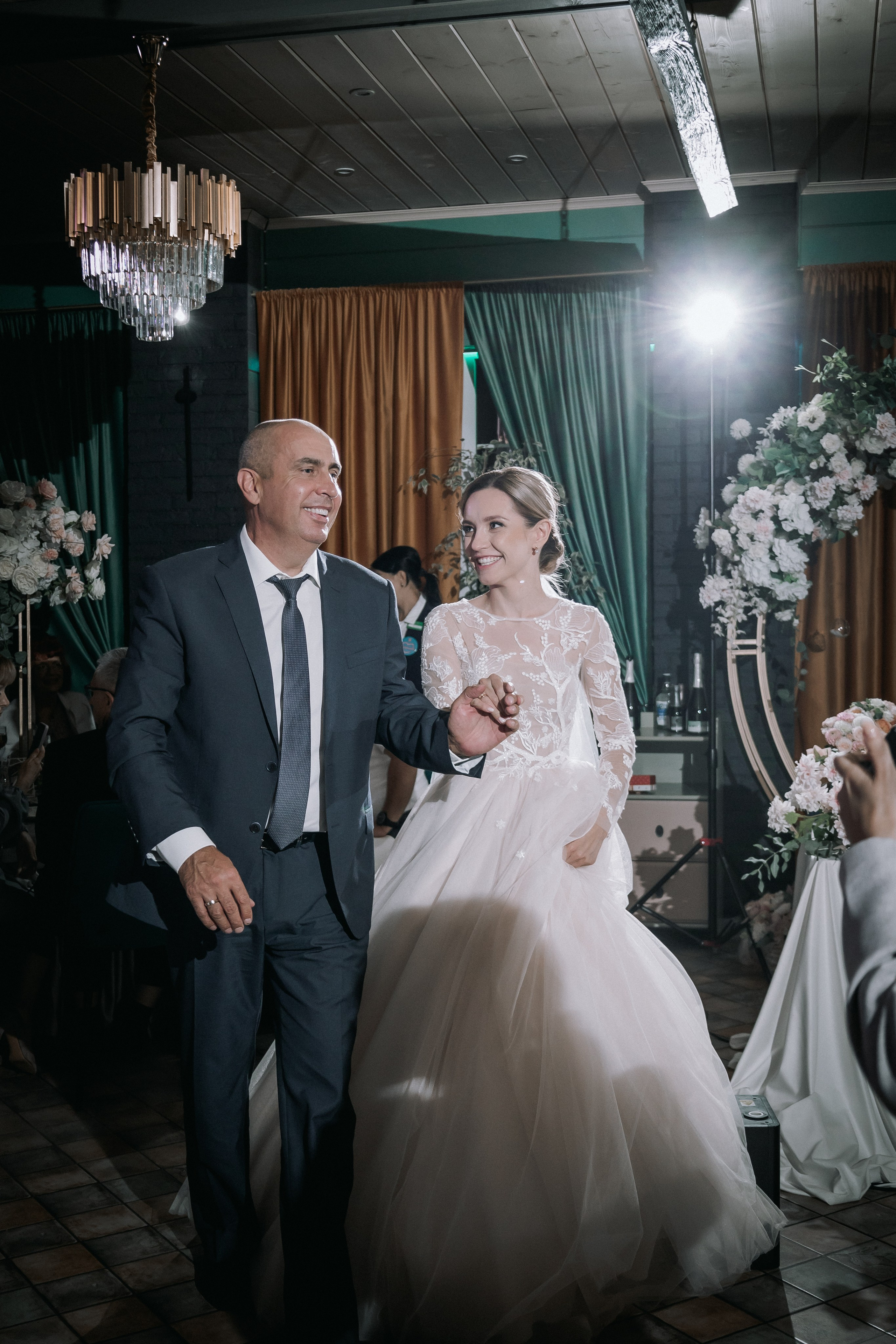 Свадебный день. Дарья и Джем. Свадебная фотография. Арина Рубах