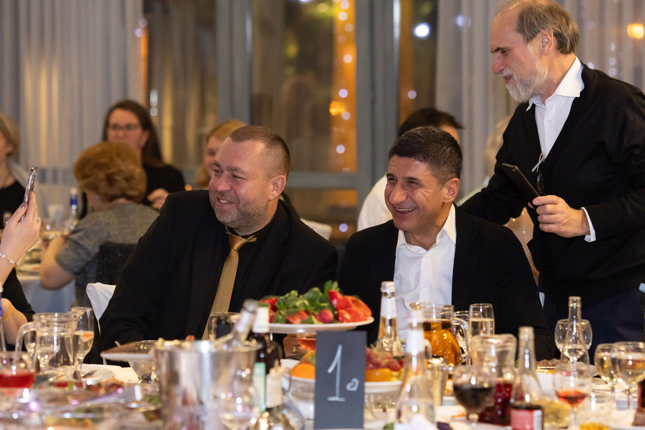 Корпоратив ресторан Времена года Москва. Семейный и детский фотограф Анна Петракова