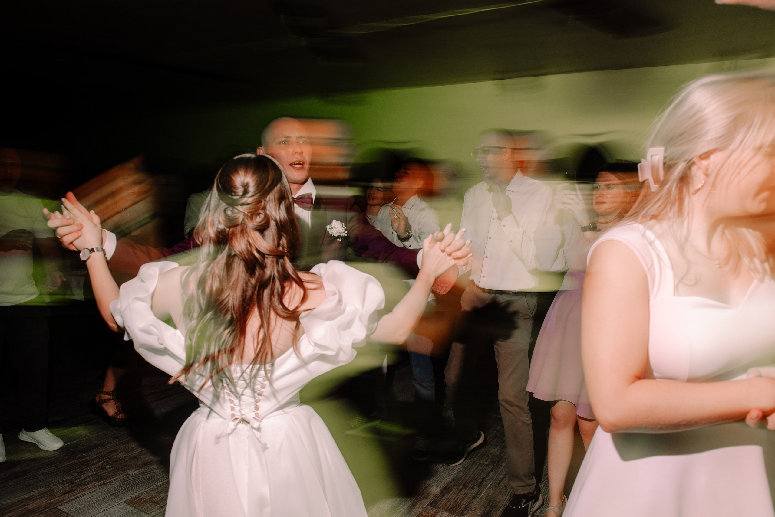 Юля и Саша — душевный банкет. Семейный и свадебный фотограф в Рязани Лиза Голованова