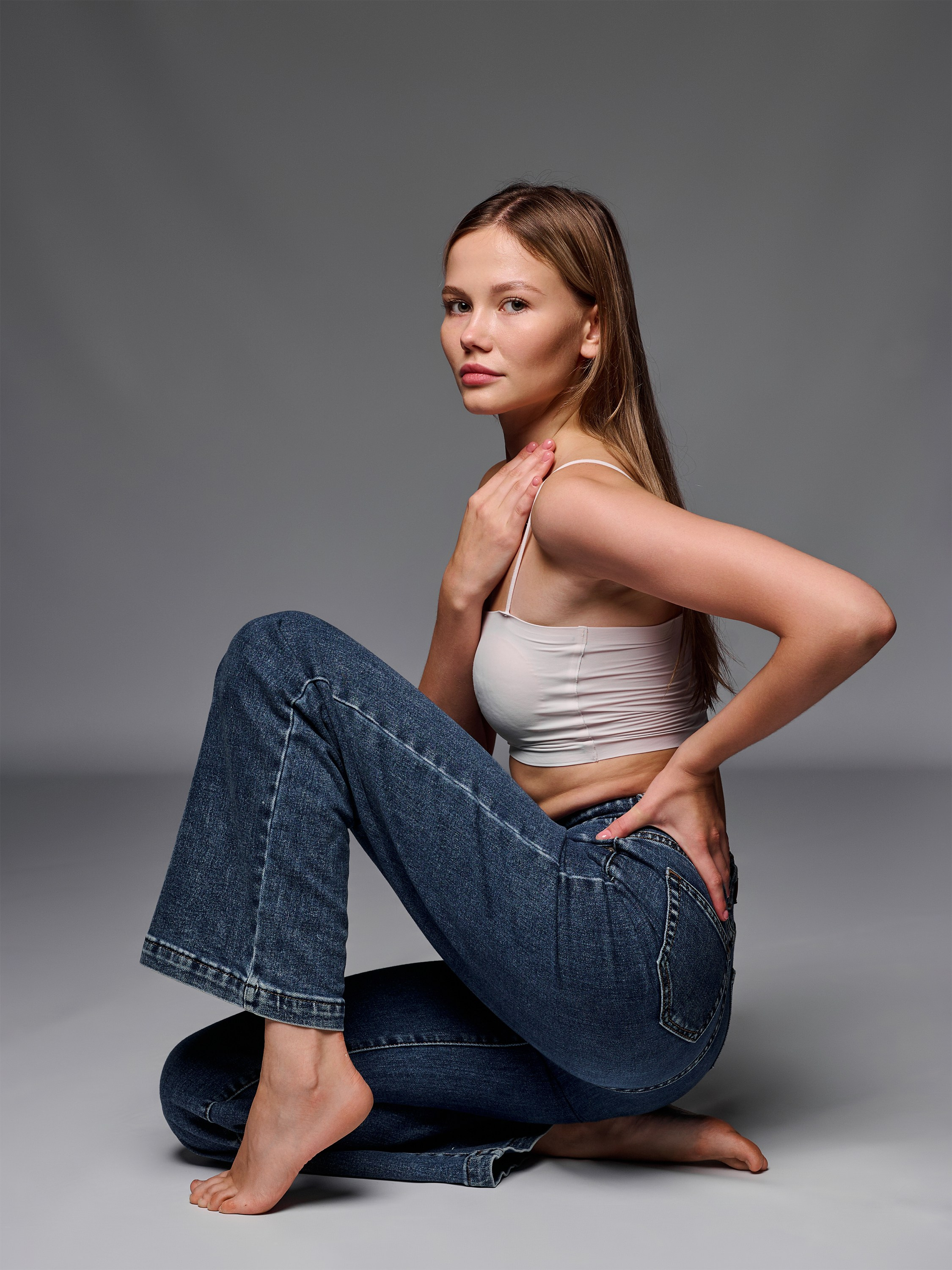 Как сделать фотографии на белом фоне дорогими. Контент фотограф для бизнеса и маркет-плейсов