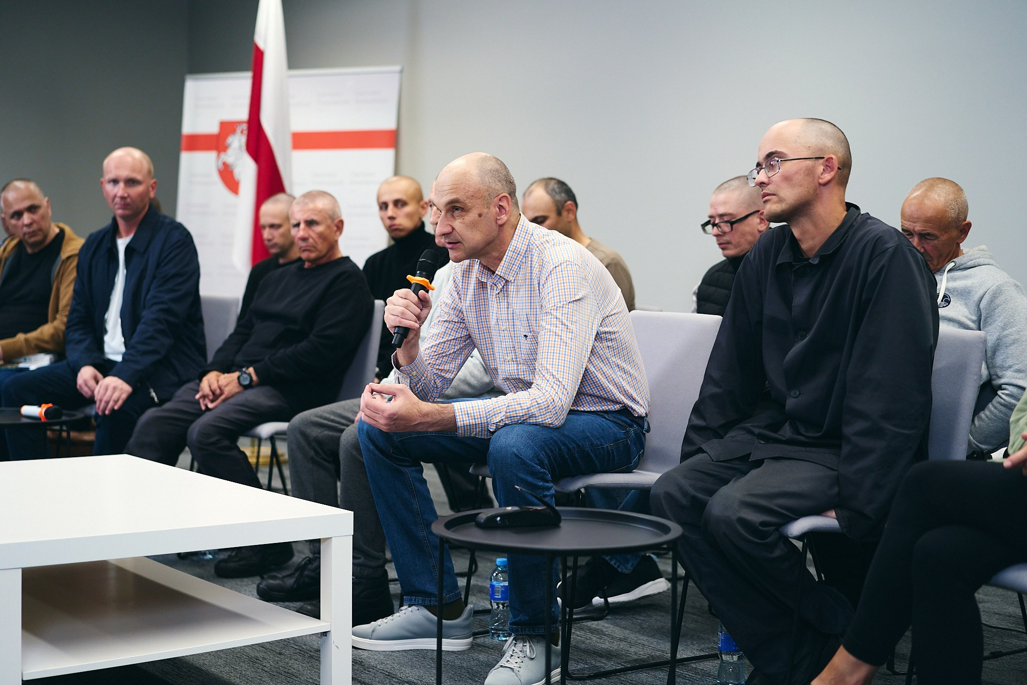 Press conference with Sviatlana Tsikhanouskaya and released political prisoners. Photographer in Vilnius