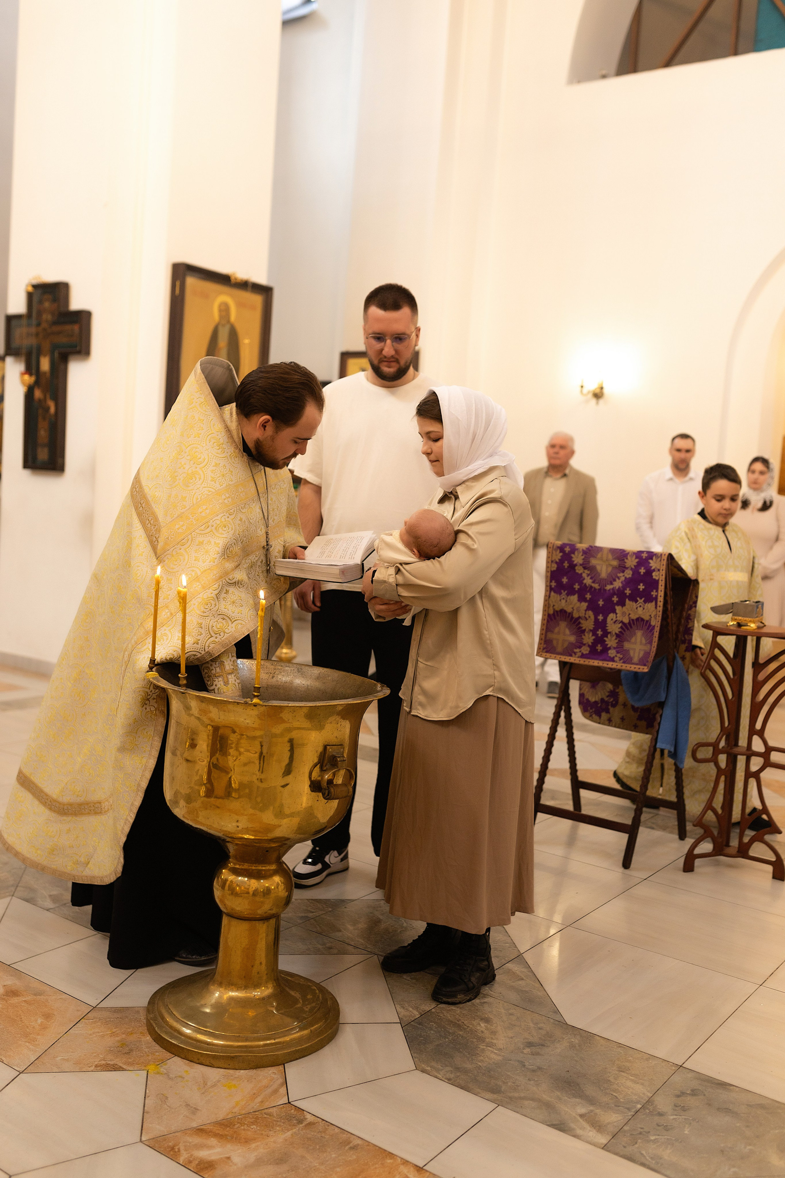 Таинство крещения Алисы. Фотограф в Железнодорожном и Балашихе