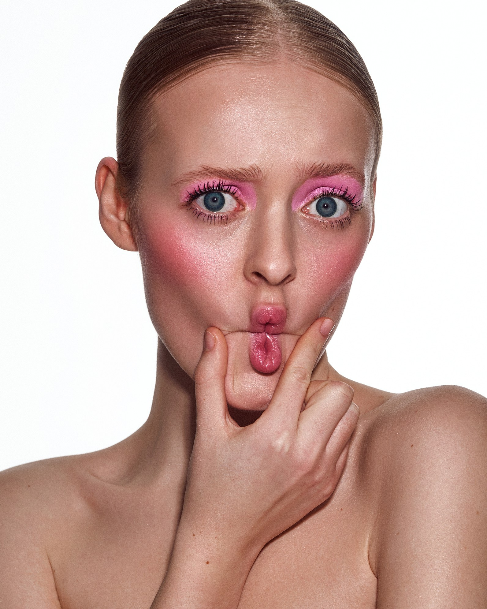 BEFORE / AFTER. Valeriia Rodnova | Retoucher