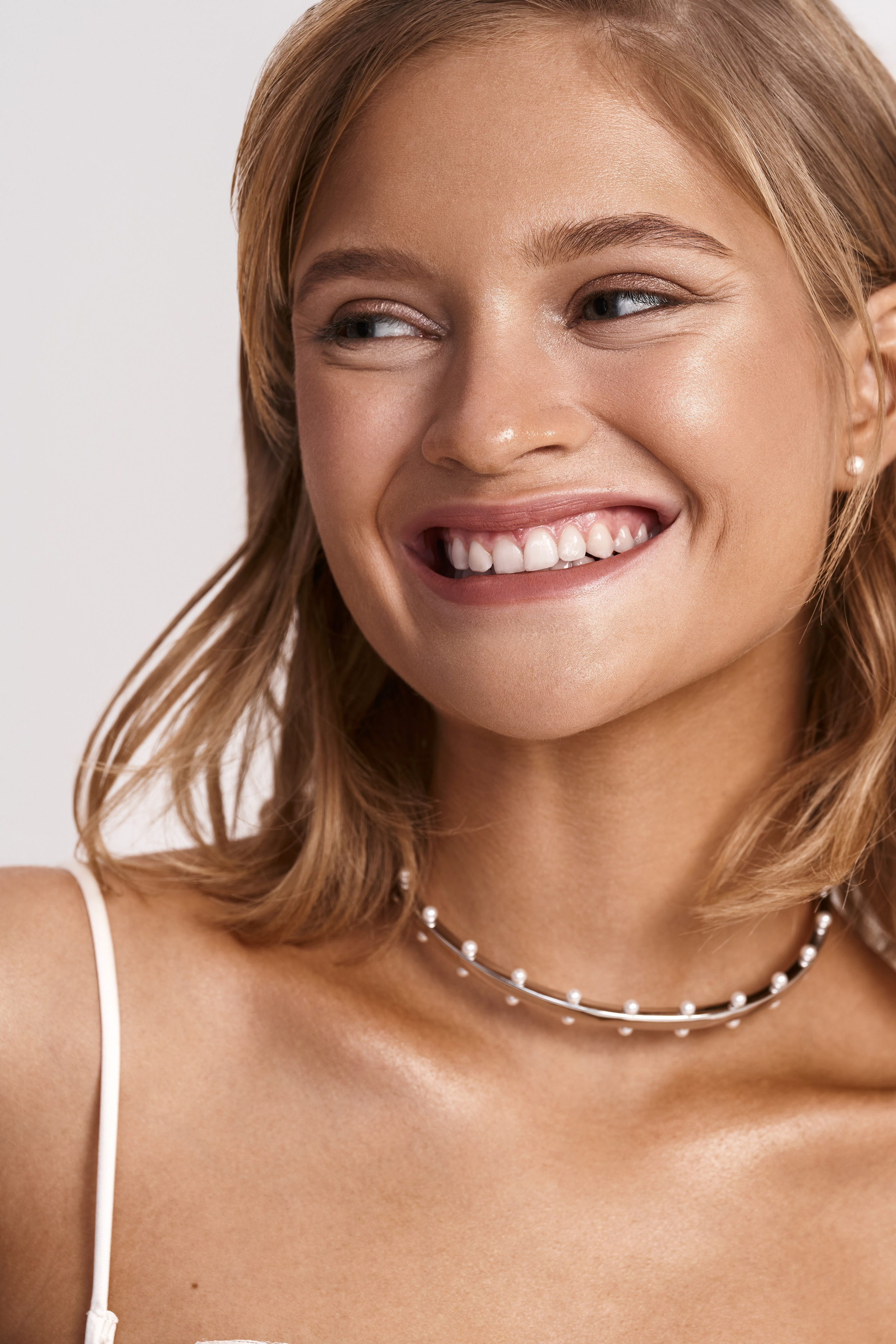 1. Valeriia Rodnova | Retoucher