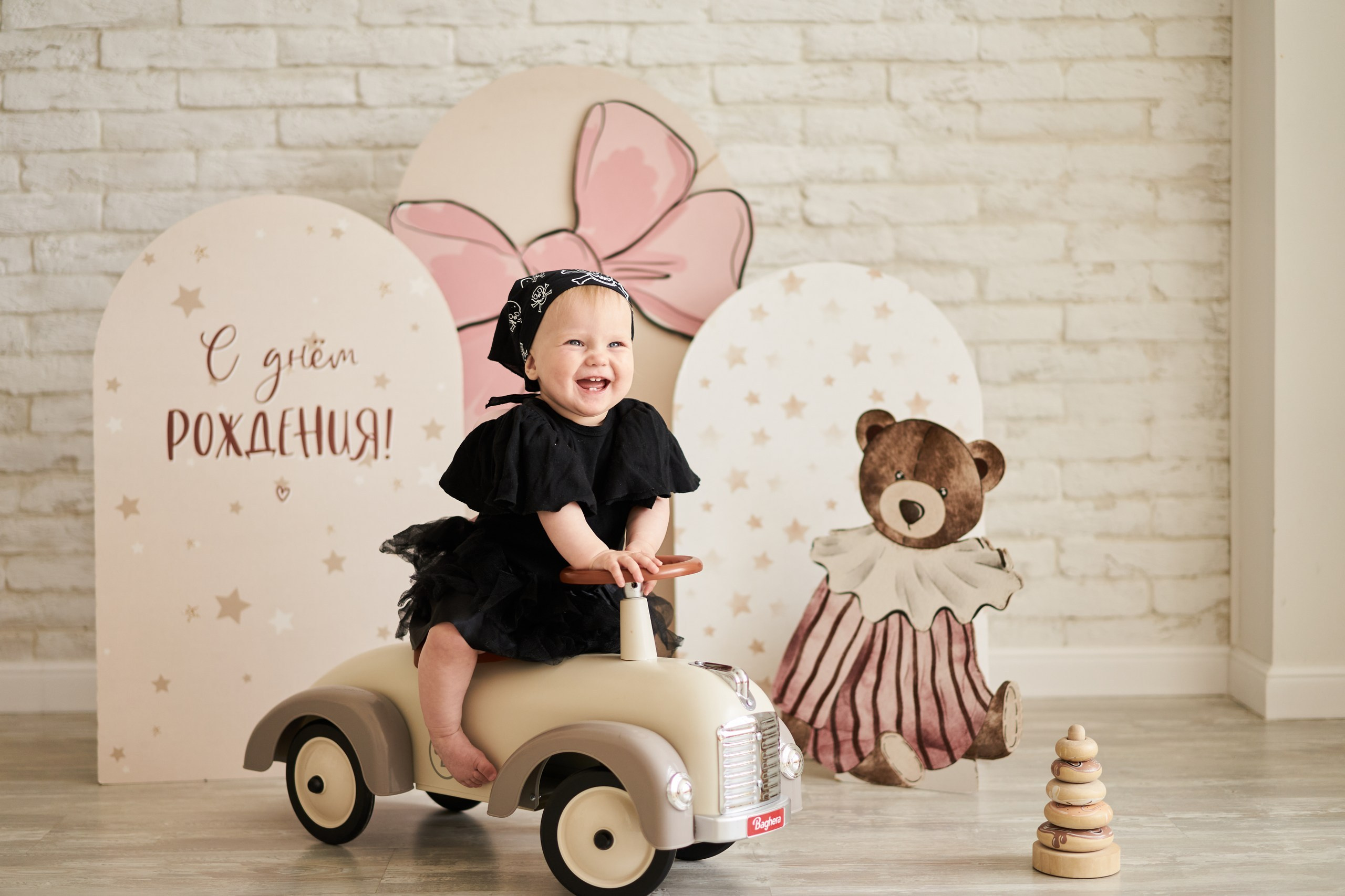 Семейная фотосессия в студии. Фотограф Екатеринбург Кокшарова Александра