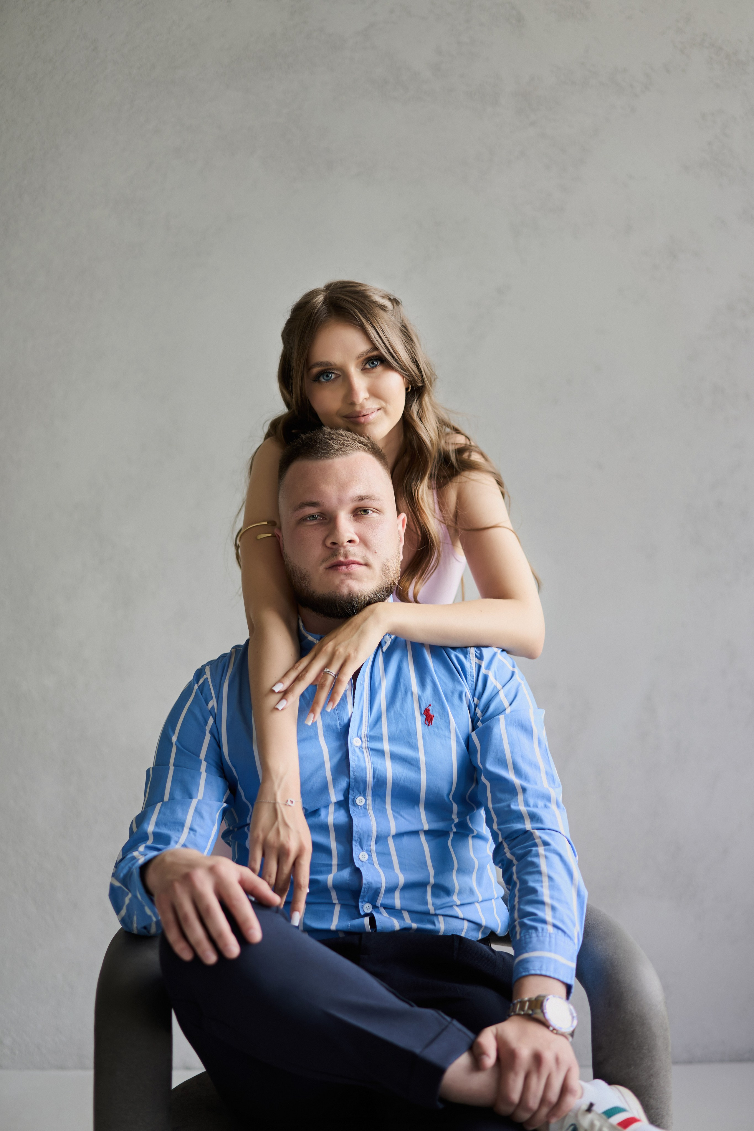 Фотосессия влюбленные в студии. Фотограф Екатеринбург Кокшарова Александра