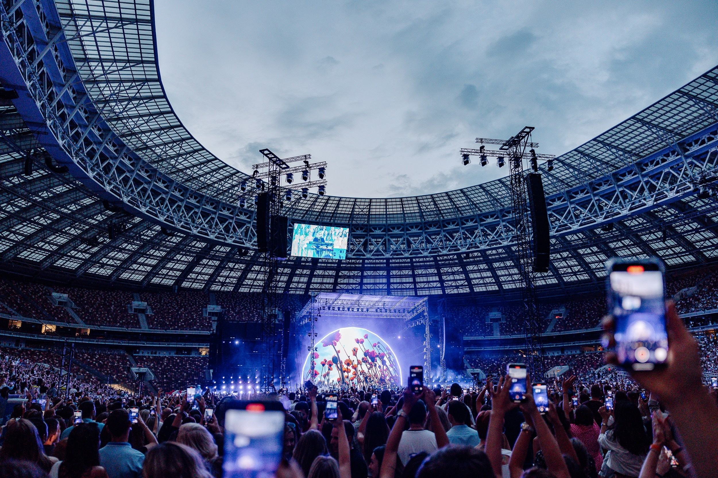 LEONID AGUTIN | MOSCOW | 2024. OOPS TEAM