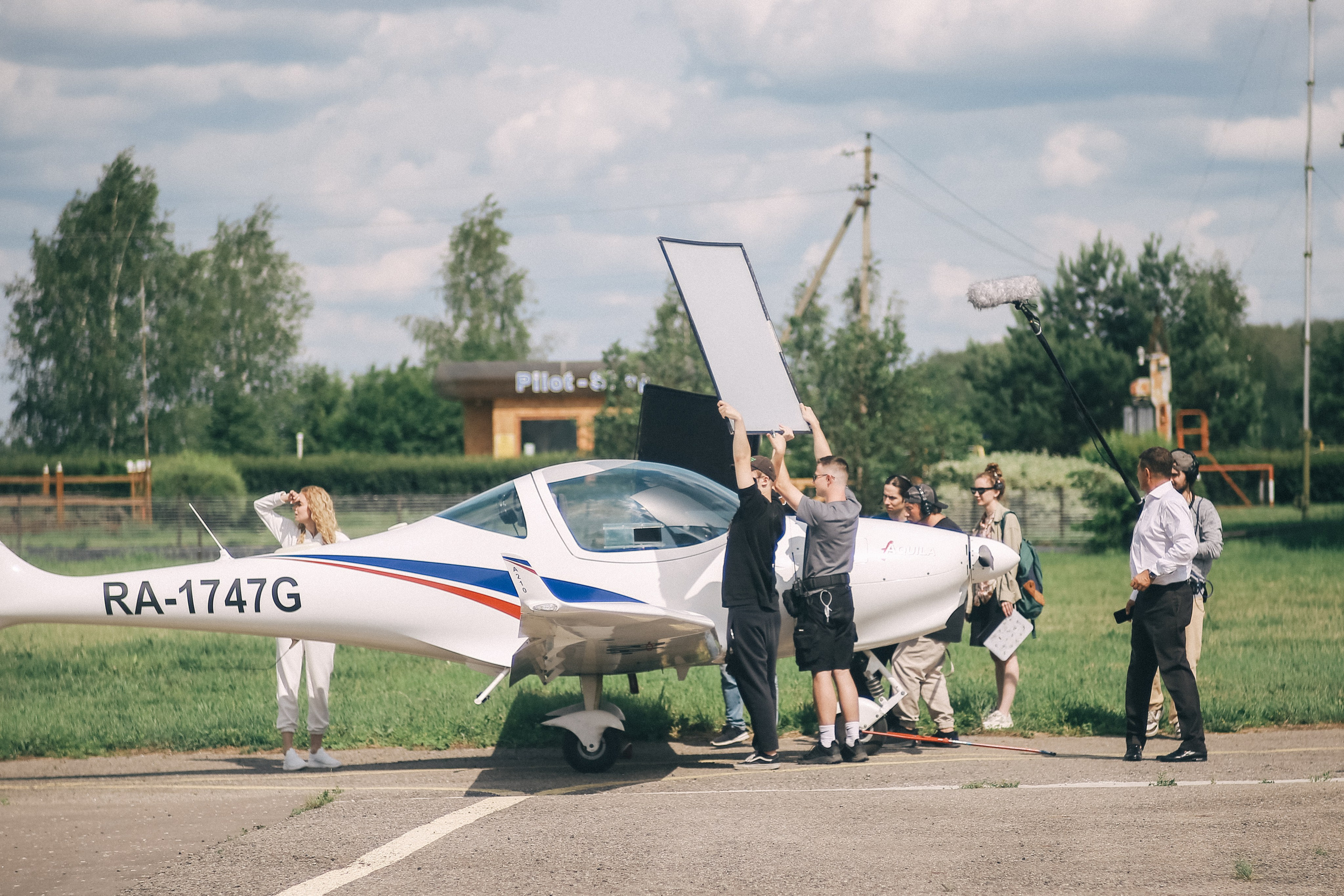 Съёмки фильма «Небо, прощай!». Аэродром Северка. Антонина Морозова, профессиональный семейный фотограф видеограф