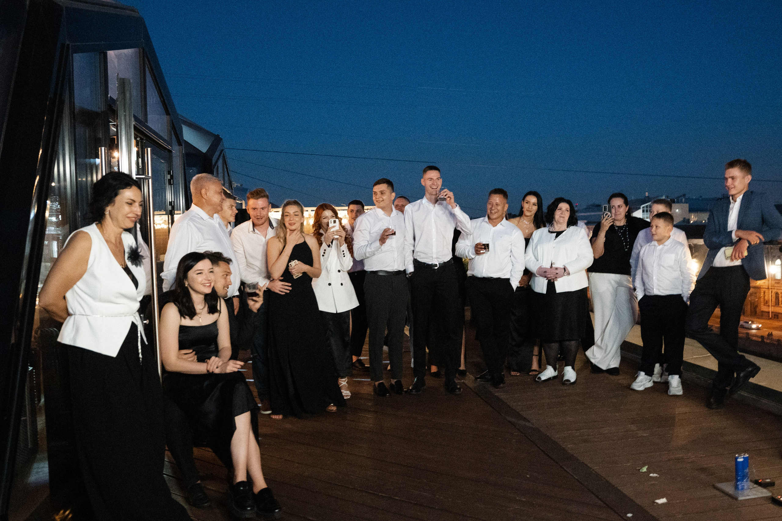 Виктория & Роман. Камерная городская свадьба в видовом ресторане в стиле современная классика. Свадебный фотограф организатор в Санкт-Петербурге Ассоль Опарина