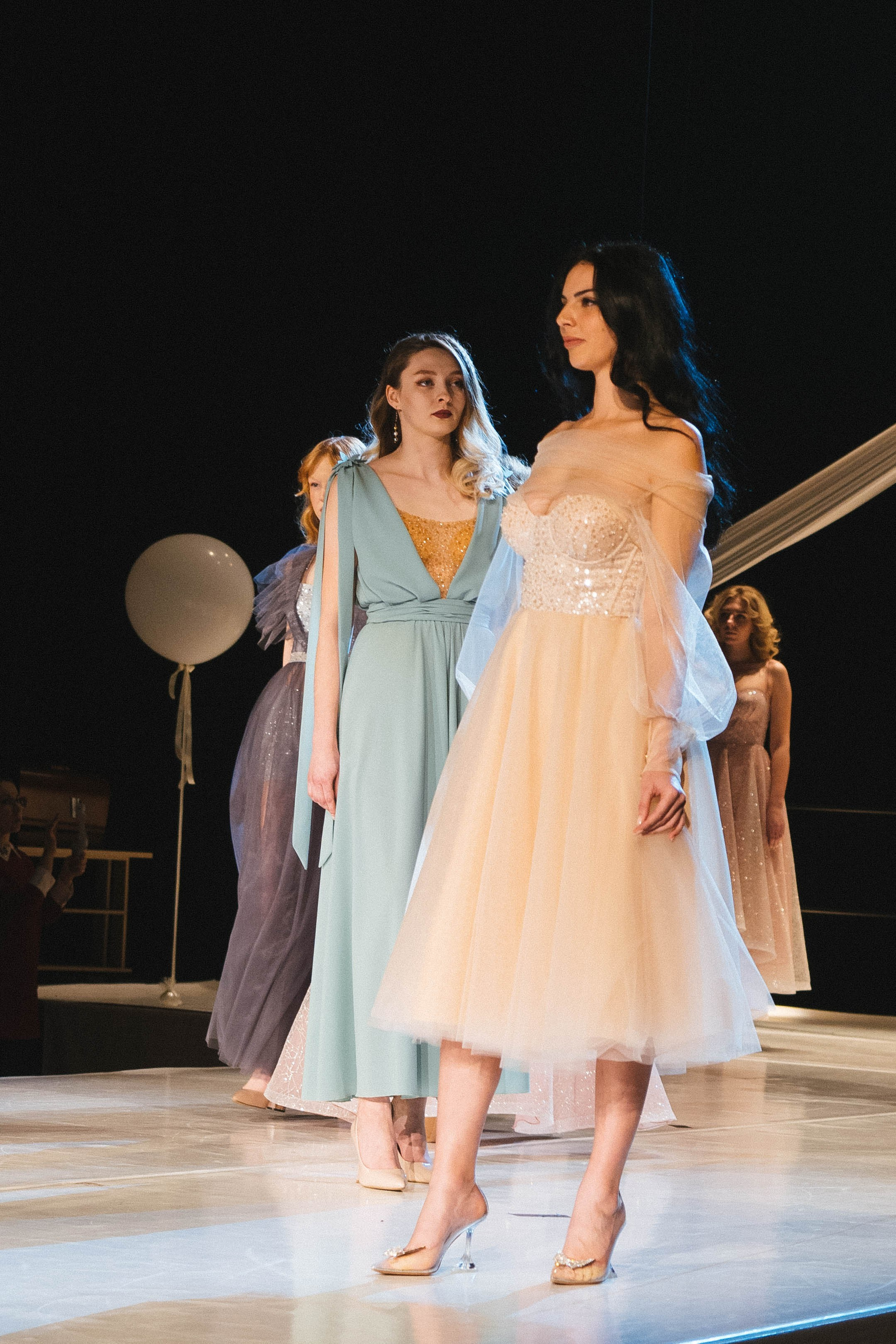 Дефиле. Фотограф/ видеограф Катя Ильина Калуга