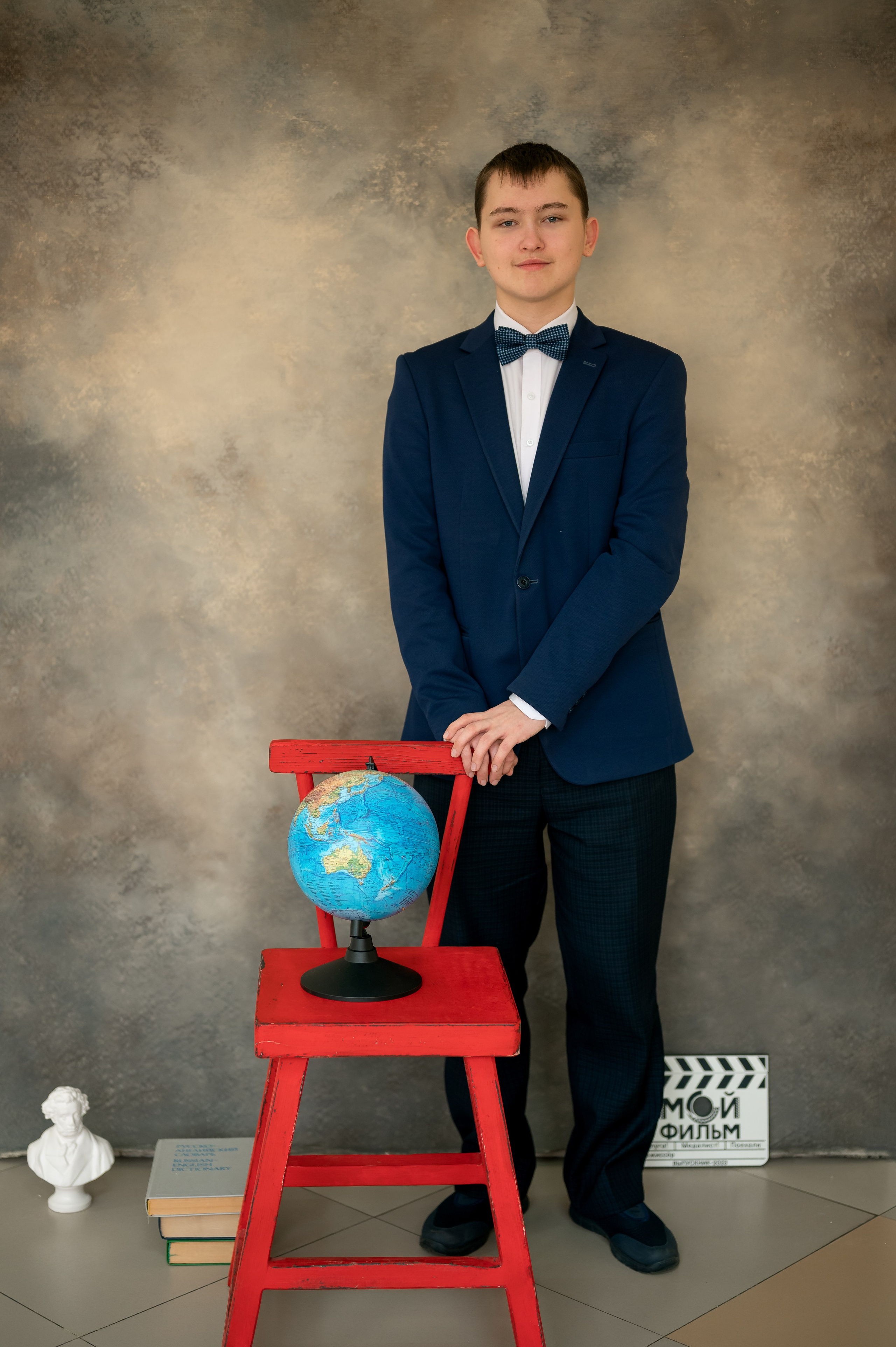 Фотографии для старших классов. Фотограф новорождённых, семейный, школьный в городе Калуге Евгения