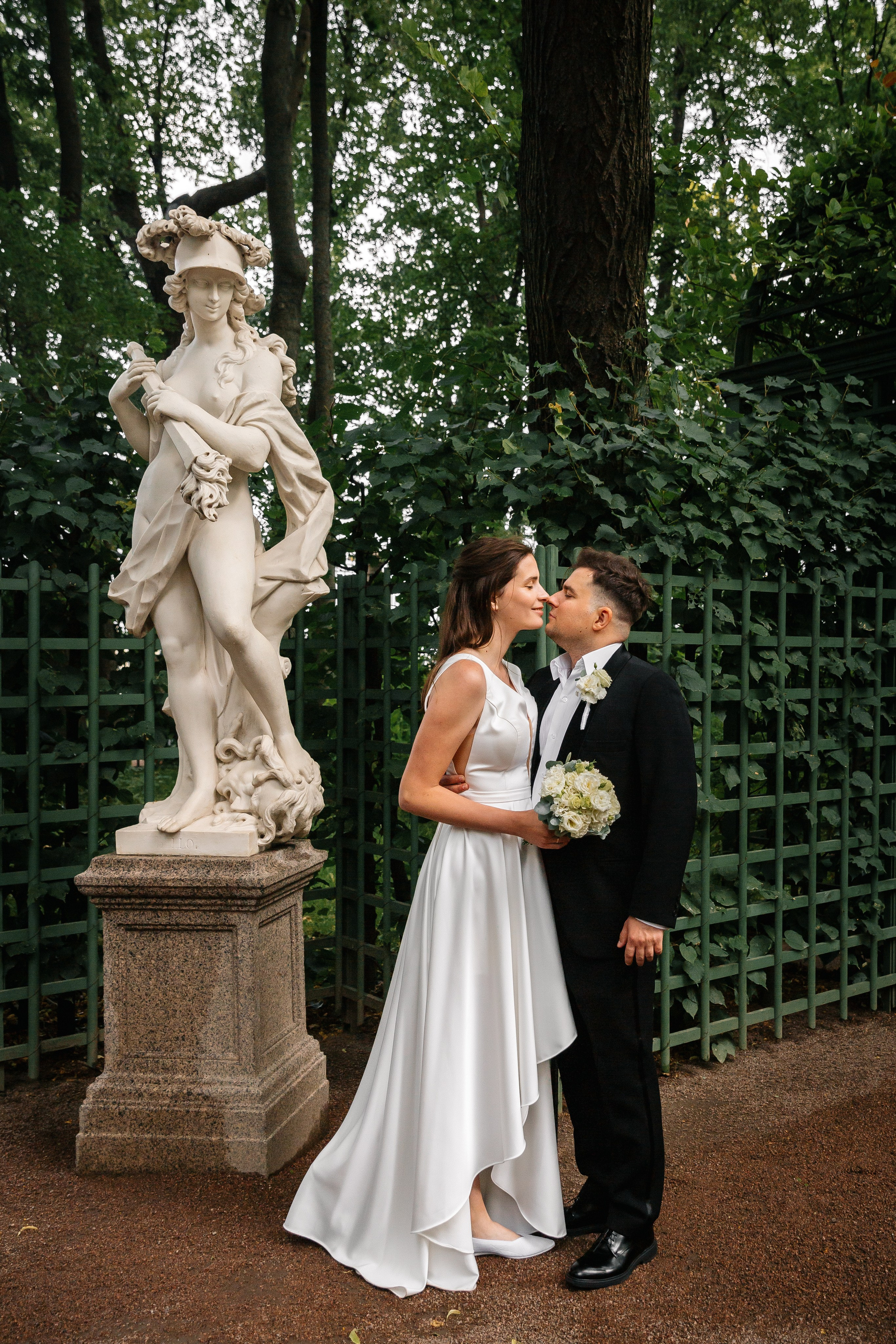 КРОНШТАДТСКИЙ ЗАГС | Август, Летний сад, Исаакий. Свадебный фотограф в Санкт-Петербурге Полина Корзухина