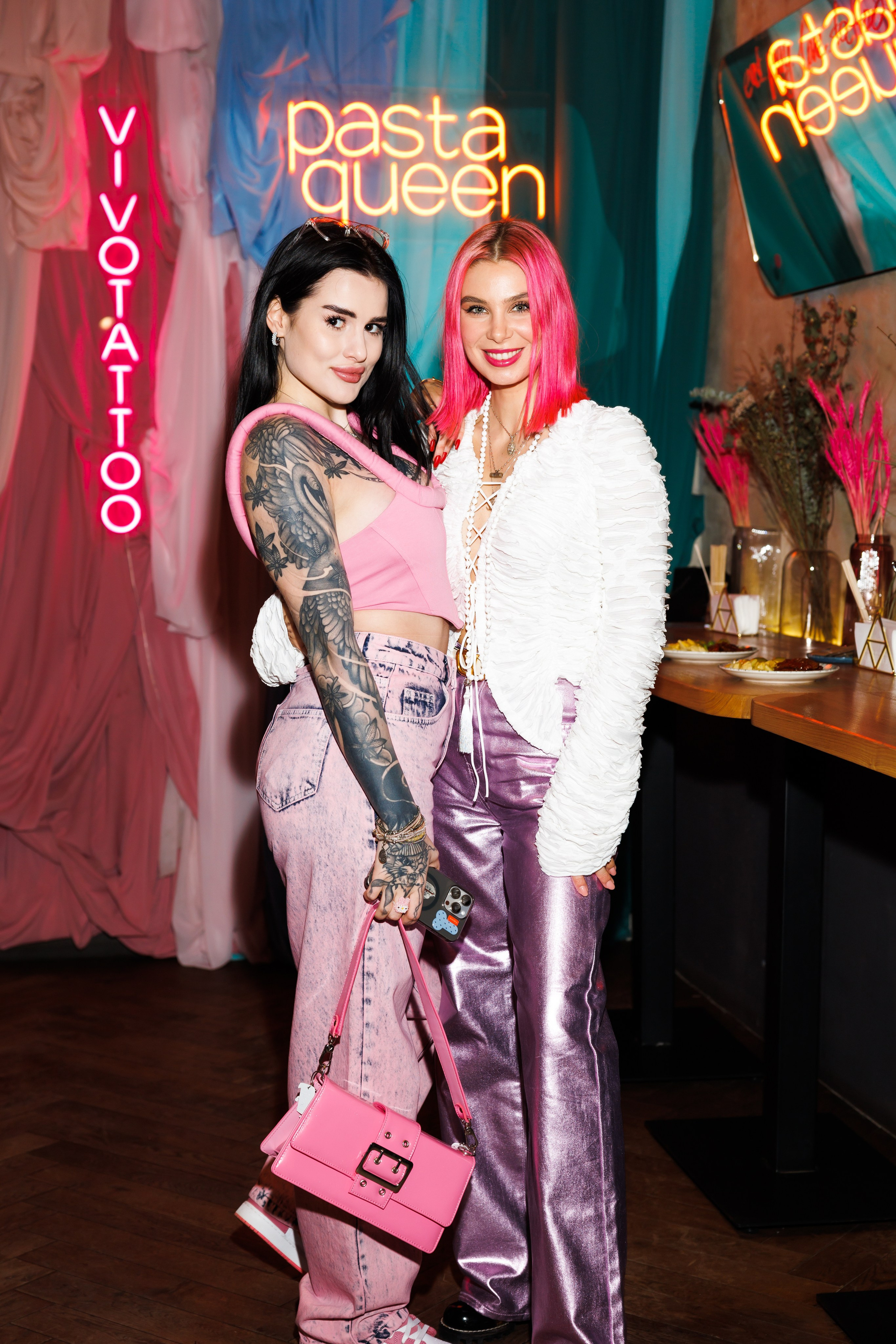 VIVA TATOO x PASTA QUEEN. Фотограф Москва. Репортажная съемка, портрет, бизнес-портрет