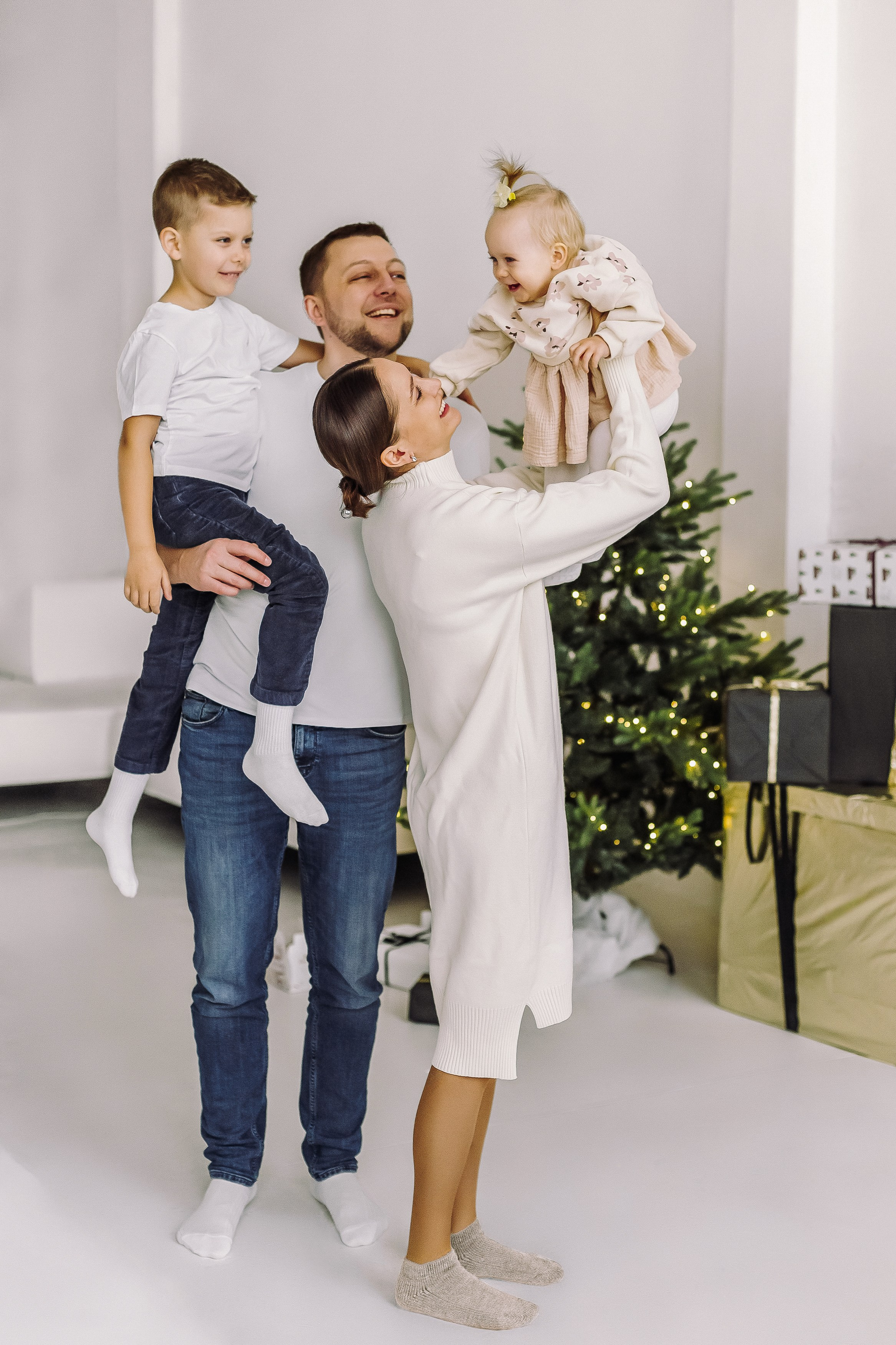 Семья, новый год. Портретный и семейный фотограф в Минске