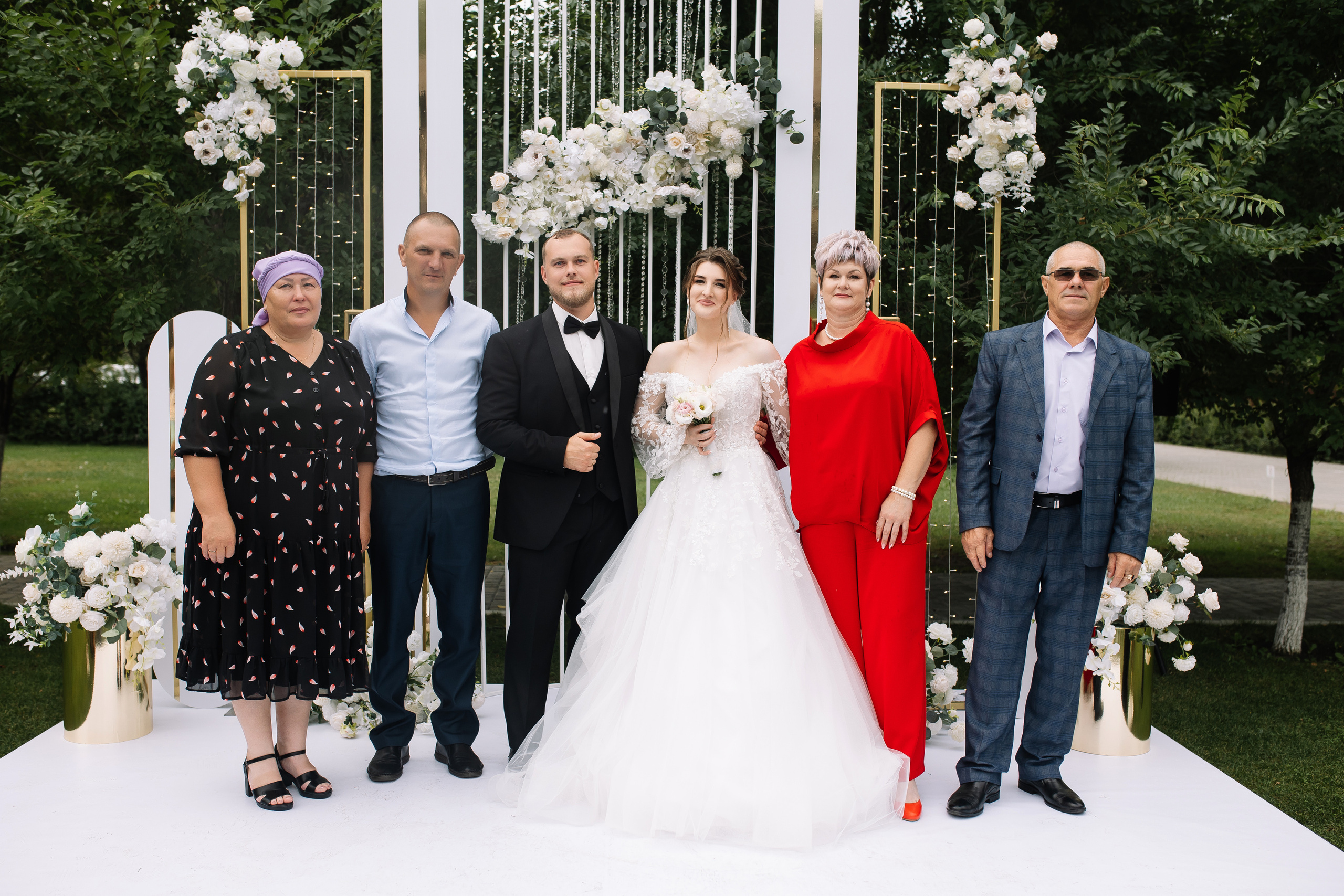 Данил и Елена. Свадебный фотограф и видеограф в Омске — Виталий и Алёна Орлянд