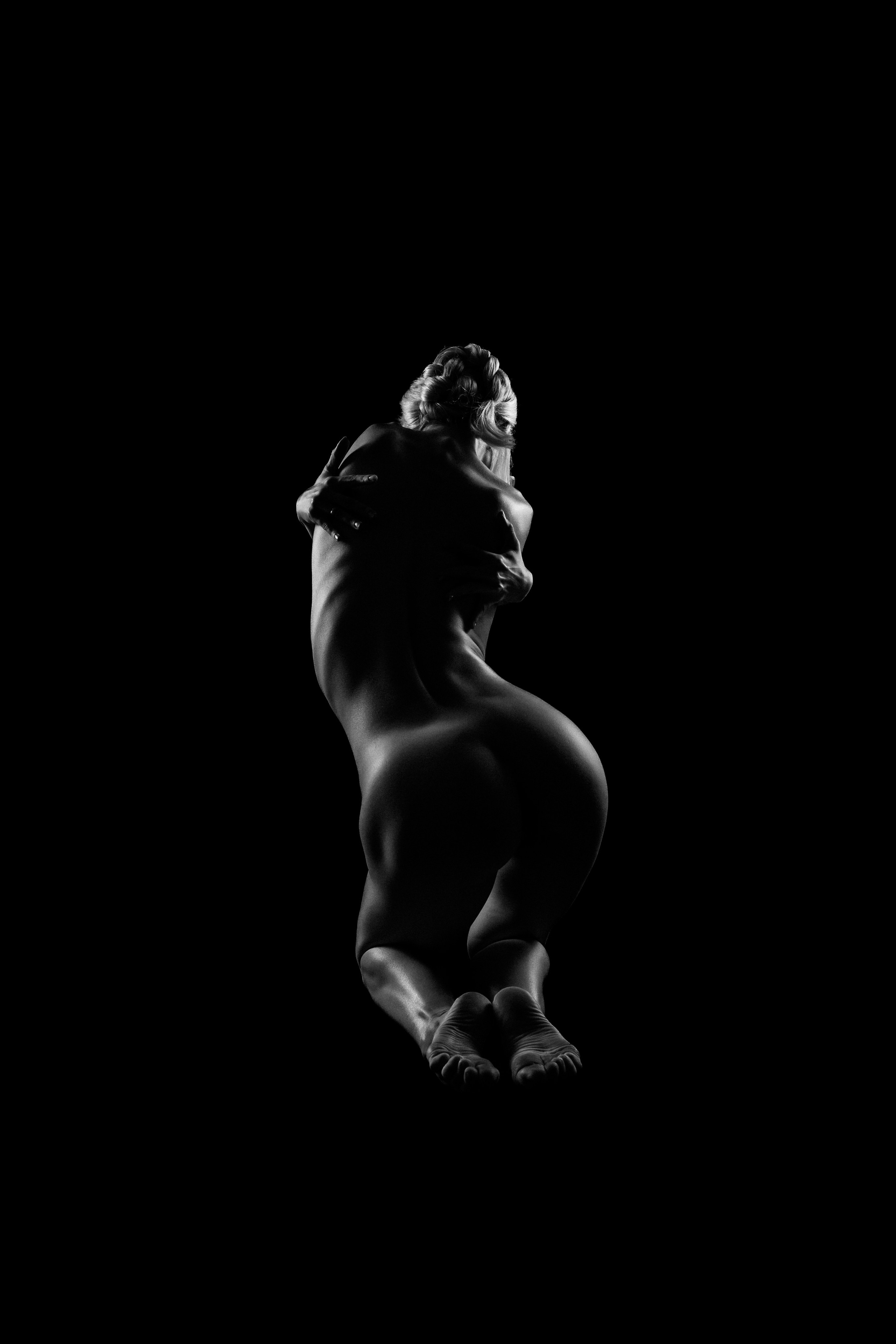 Низкий ключ балерина 18+. Фотограф в Краснодаре Лагунов Владимир