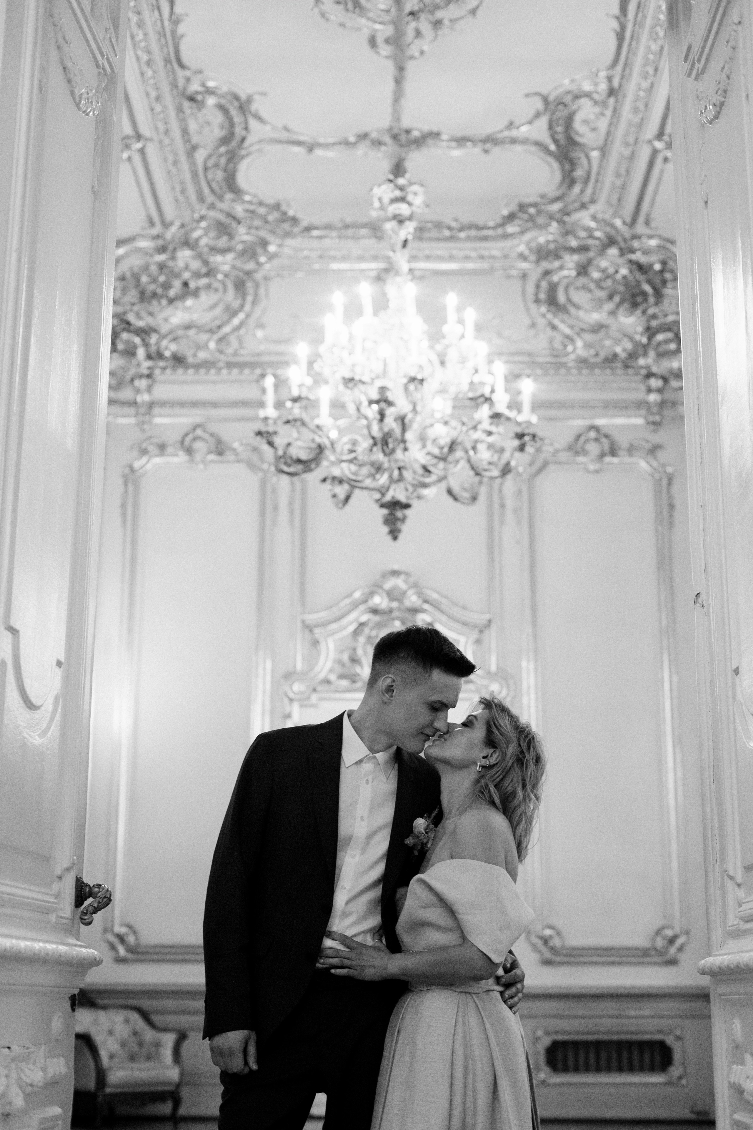 Свадьба для двоих с прогулкой в Выборге. Свадебный фотограф в Санкт-Петербурге Вика Стукачева