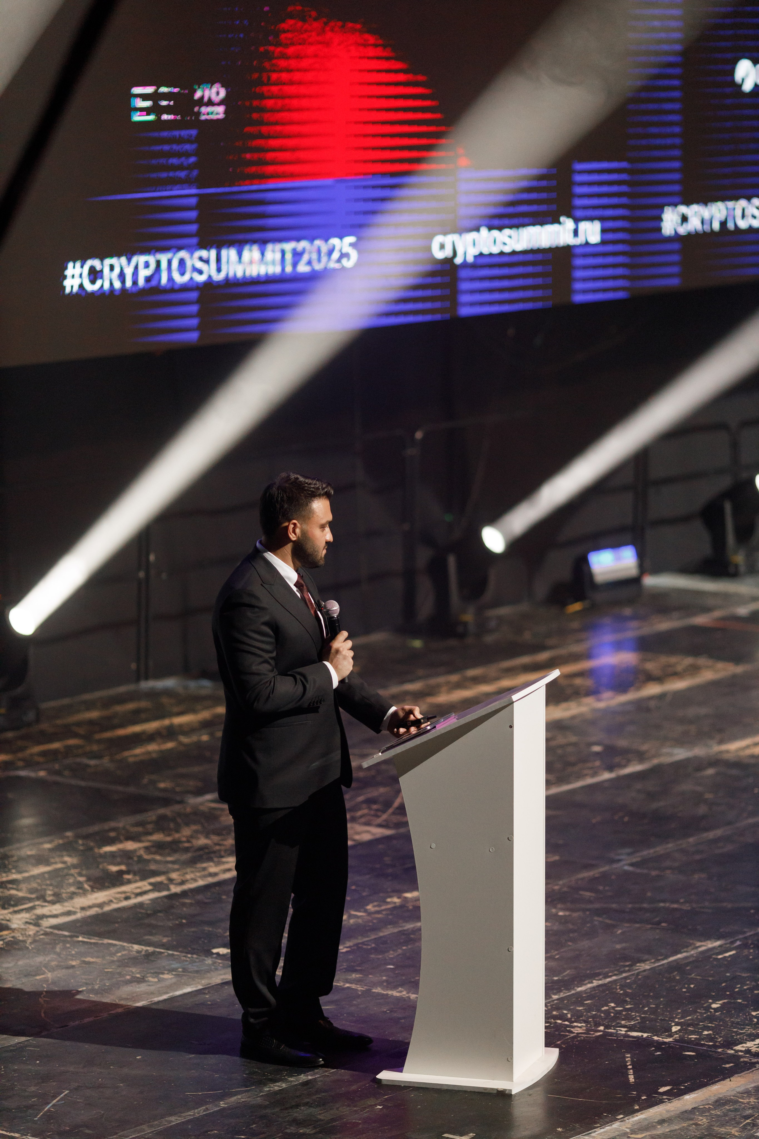 Crypto Summit 2025. Свадебный и репортажный фотограф (Москва, Королев и другие)