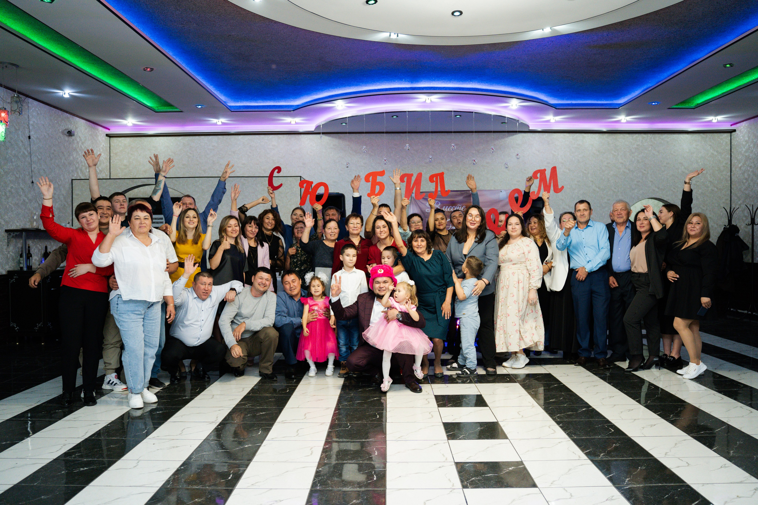 День рождения Альбины. Видеограф и Фотограф в Челябинске Ксения и Владимир Рюмины