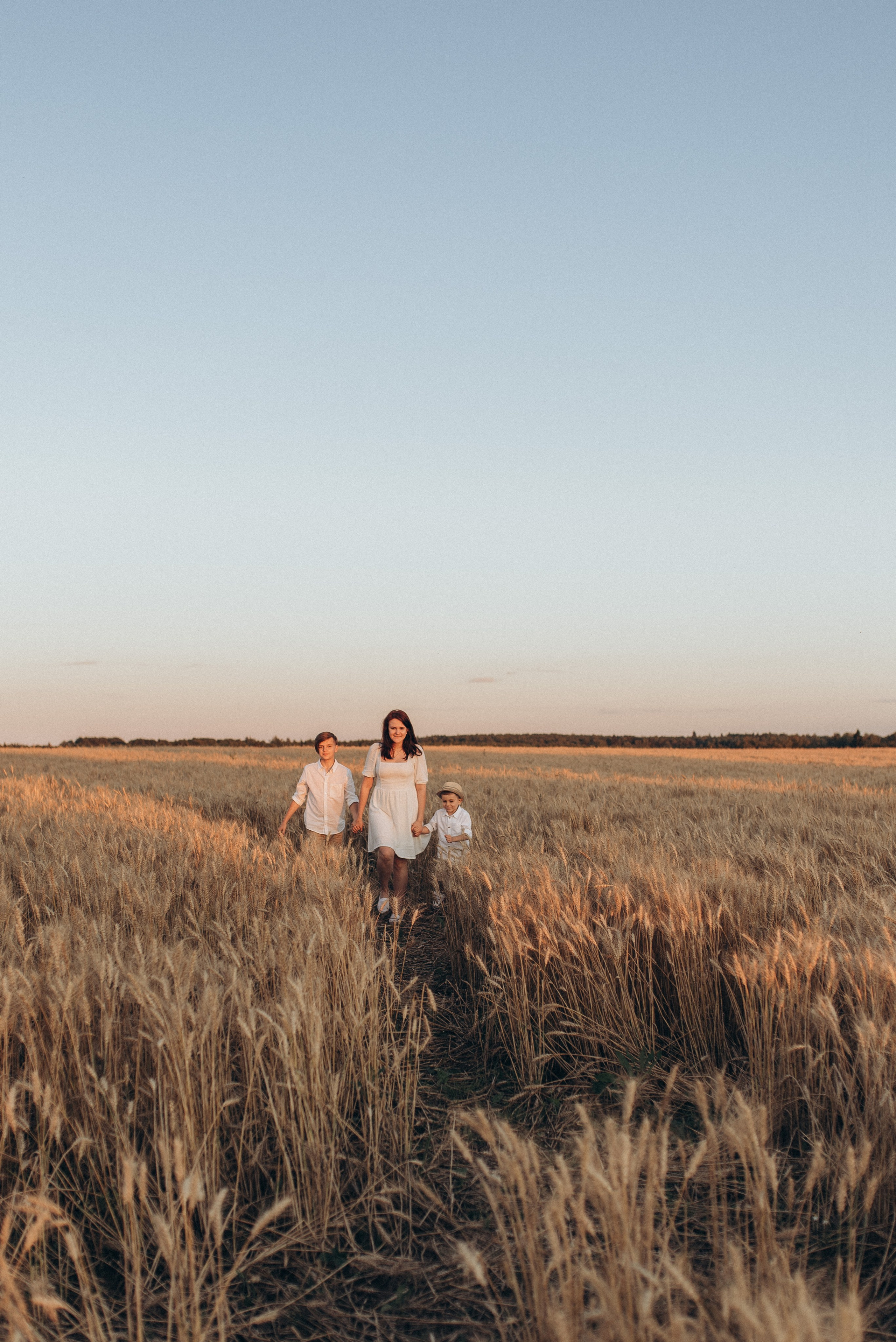 Семейная летняя прогулка. Семейный фотограф в Москве Екатерина Север