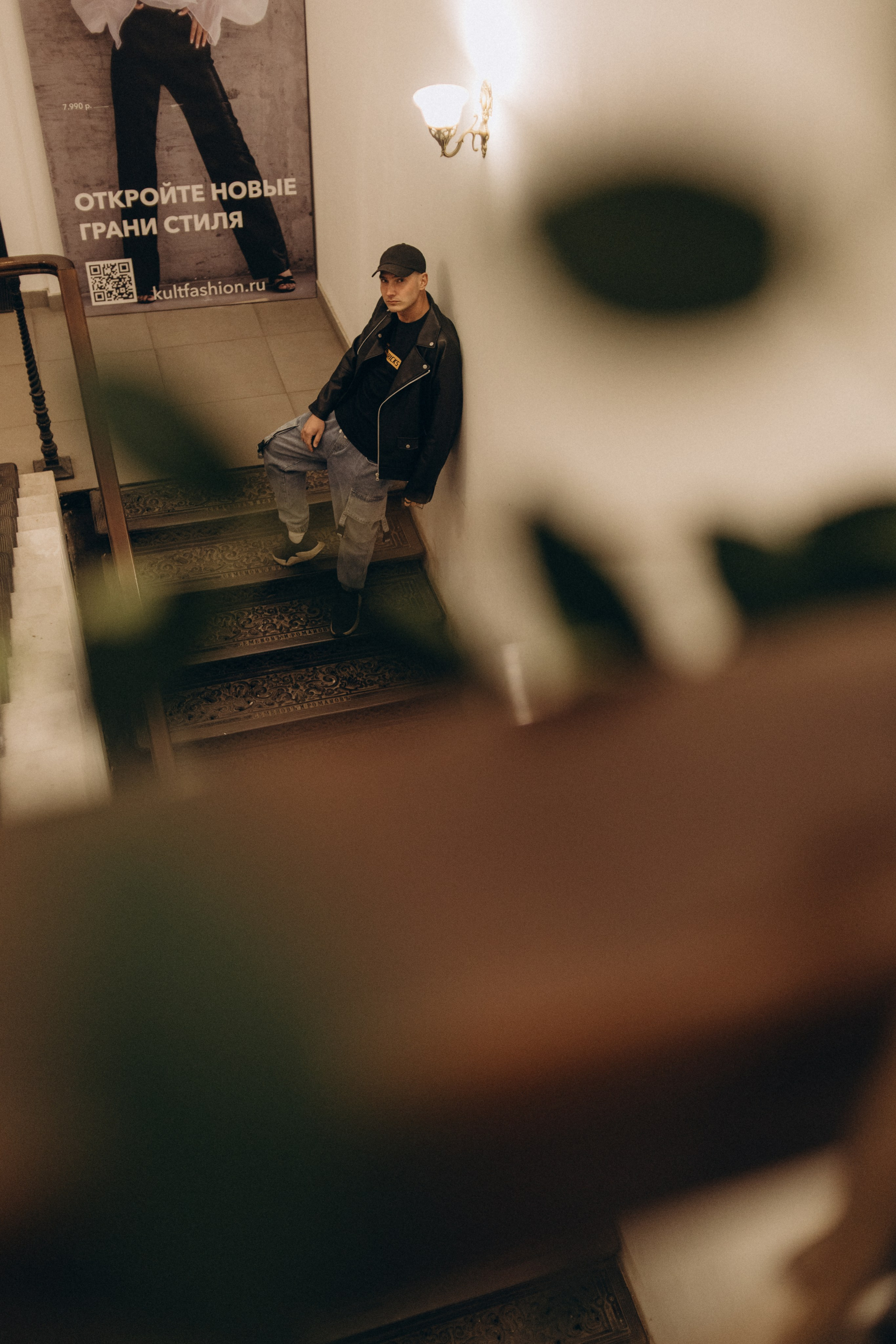 Евгений. Ночь и неон. Фотограф Регина Крикунова г. Красноярск